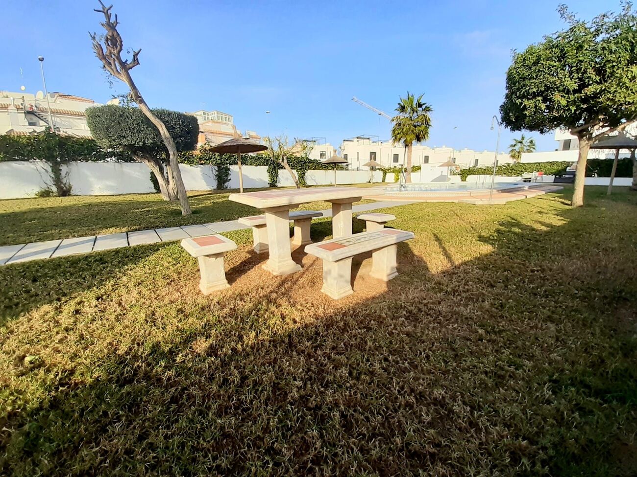 For sale - 3 Bedroom 3 Bathroom Semi Detached in Orihuela Costa - pau26  - Alicante