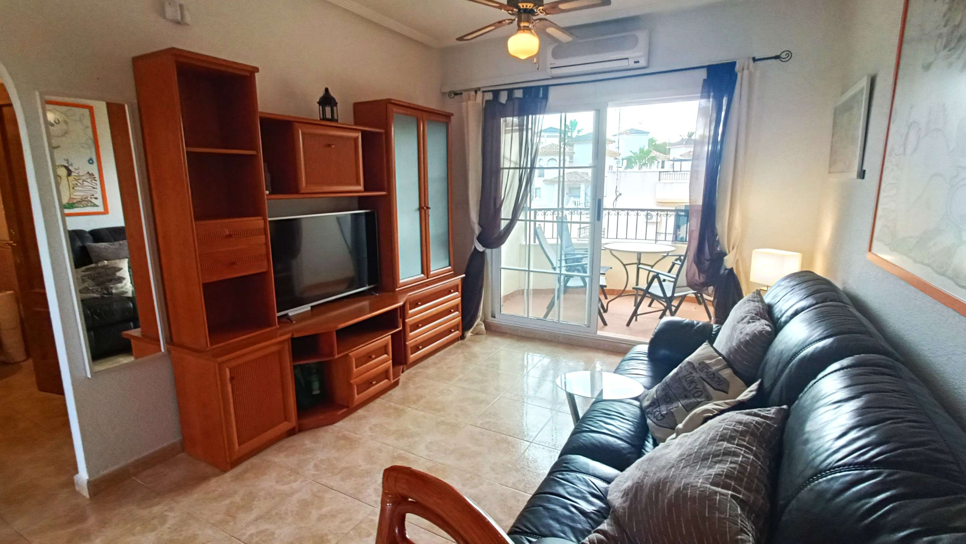 For sale - 2 Bedroom 1 Bathroom Apartment in Villamartin - Costa Blanca  - Alicante