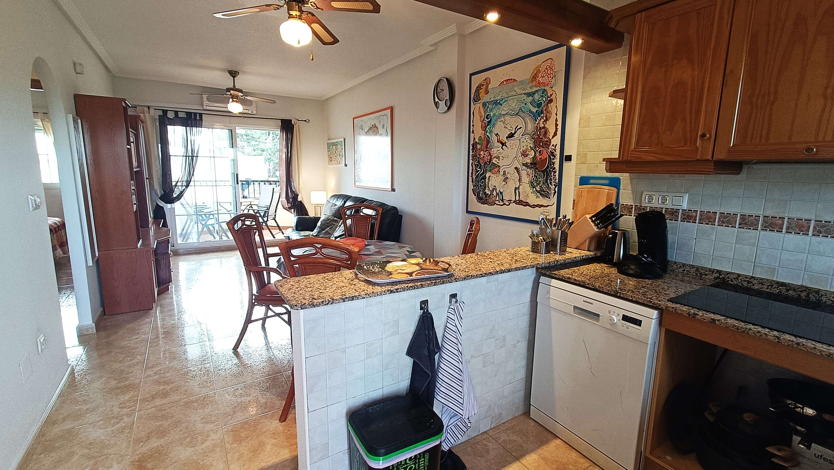 For sale - 2 Bedroom 1 Bathroom Apartment in Villamartin - Costa Blanca  - Alicante