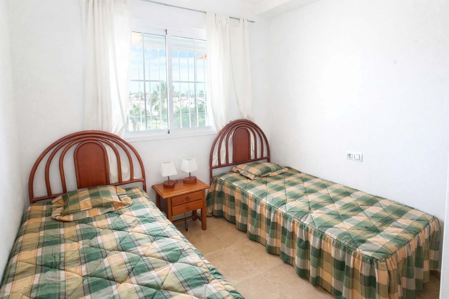 For sale - 2 Bedroom 1 Bathroom Apartment in Villamartin - Costa Blanca  - Alicante