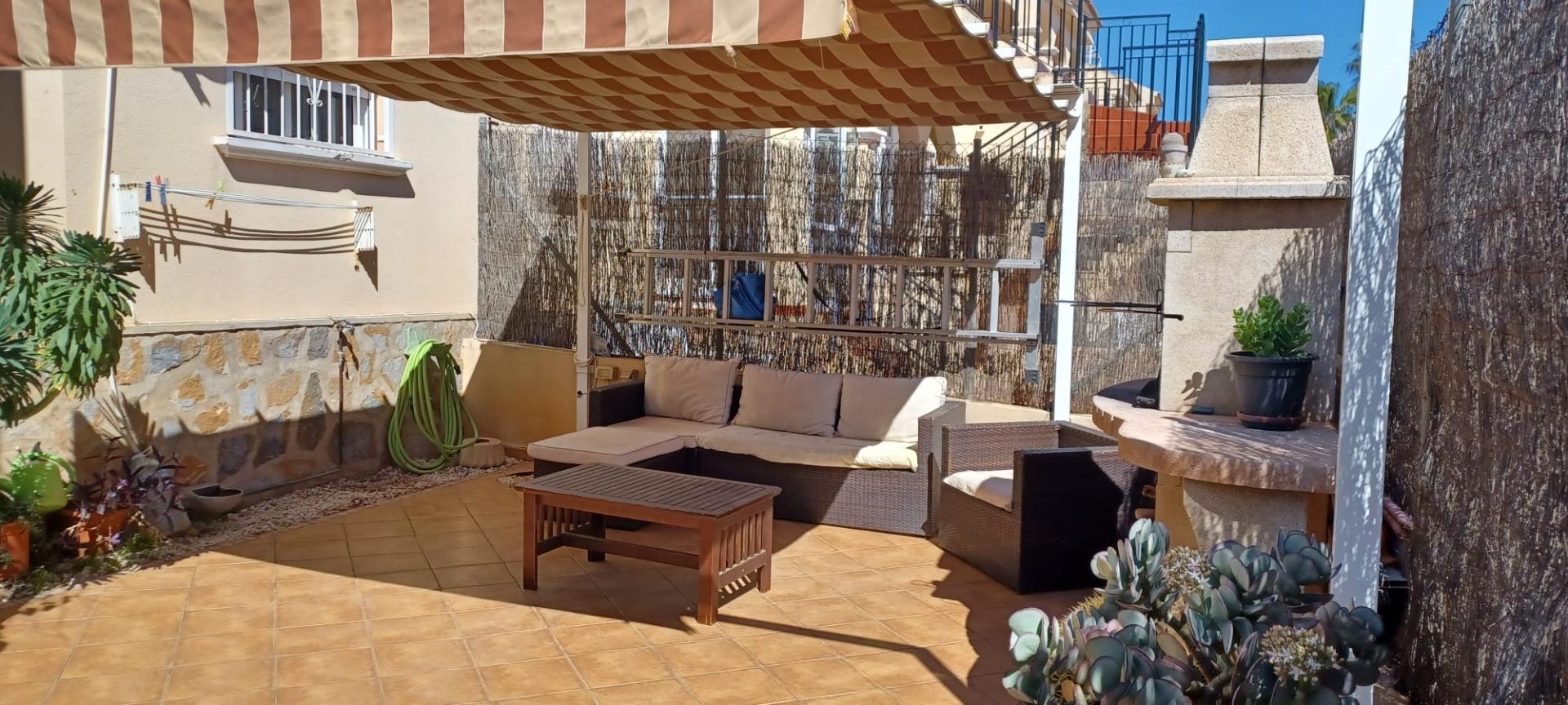 For sale - 3 Bedroom 2 Bathroom Town House in Orihuela Costa - La Chismosa  - Alicante