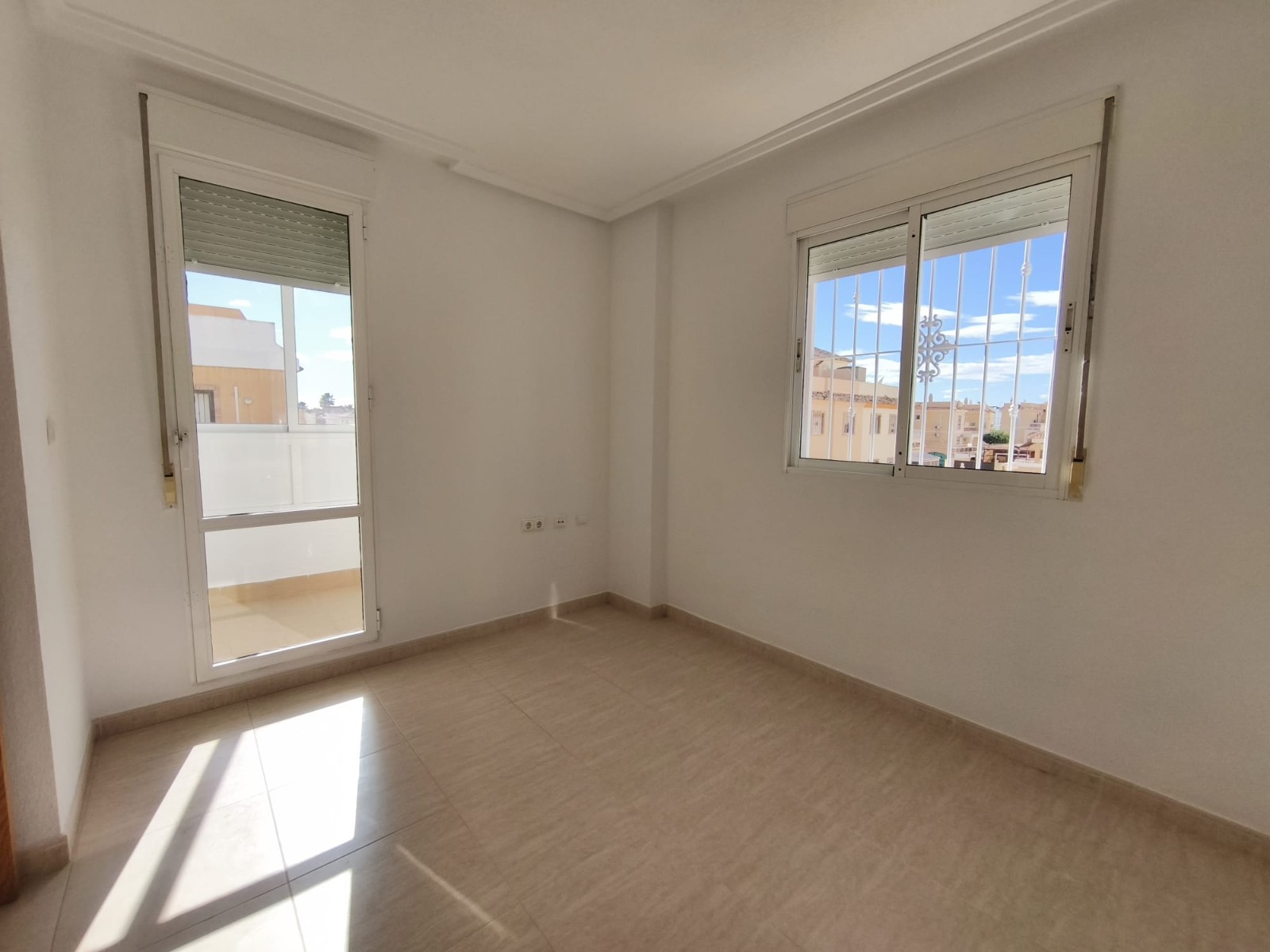 For sale - 3 Bedroom 2 Bathroom Quad House in Ciudad Quesada - Costa Blanca  - Alicante