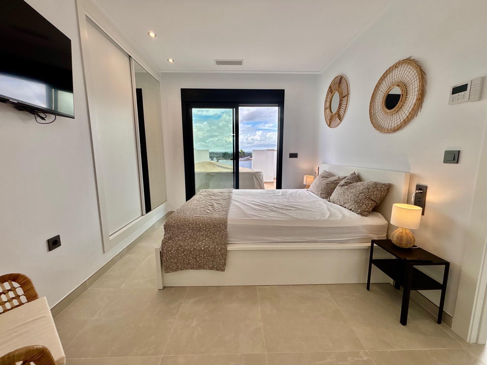 For sale - 3 Bedroom 2 Bathroom Villa in Benijofar - Pueblo 4  - Alicante