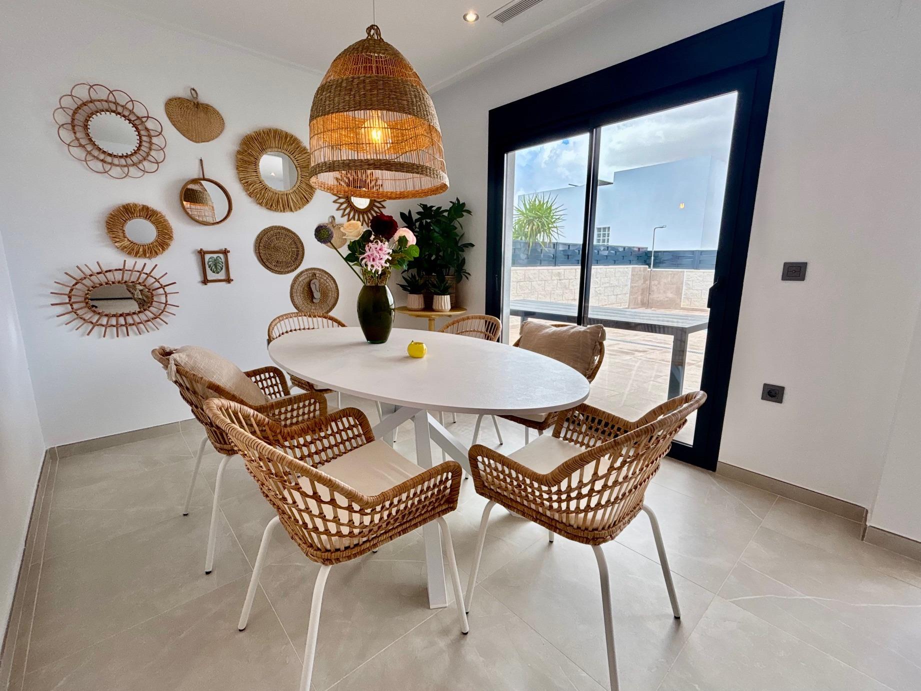 For sale - 3 Bedroom 2 Bathroom Villa in Benijofar - Pueblo 4  - Alicante