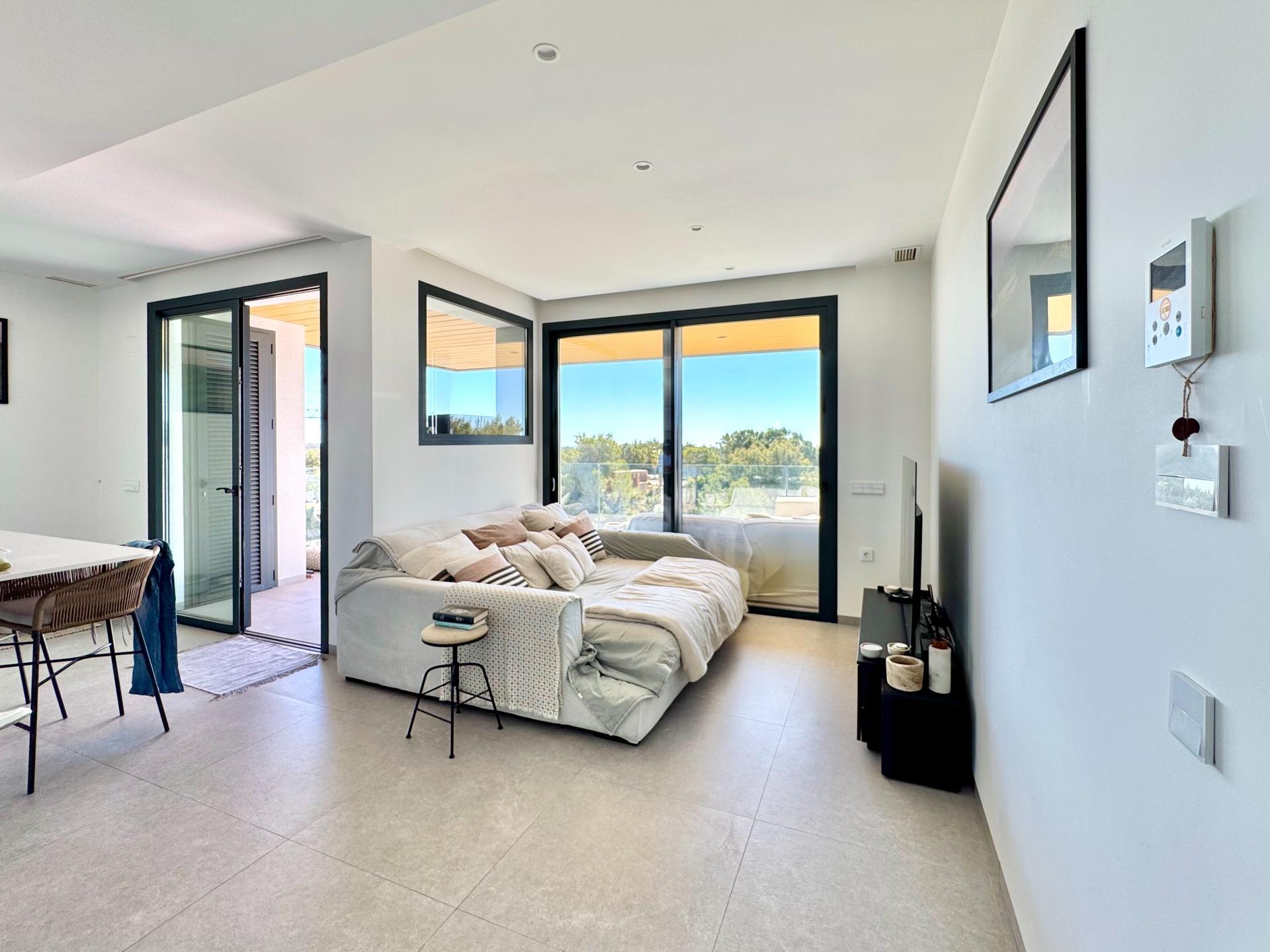 For sale - 2 Bedroom 2 Bathroom Apartment in Orihuela - Las Colinas Golf  - Alicante