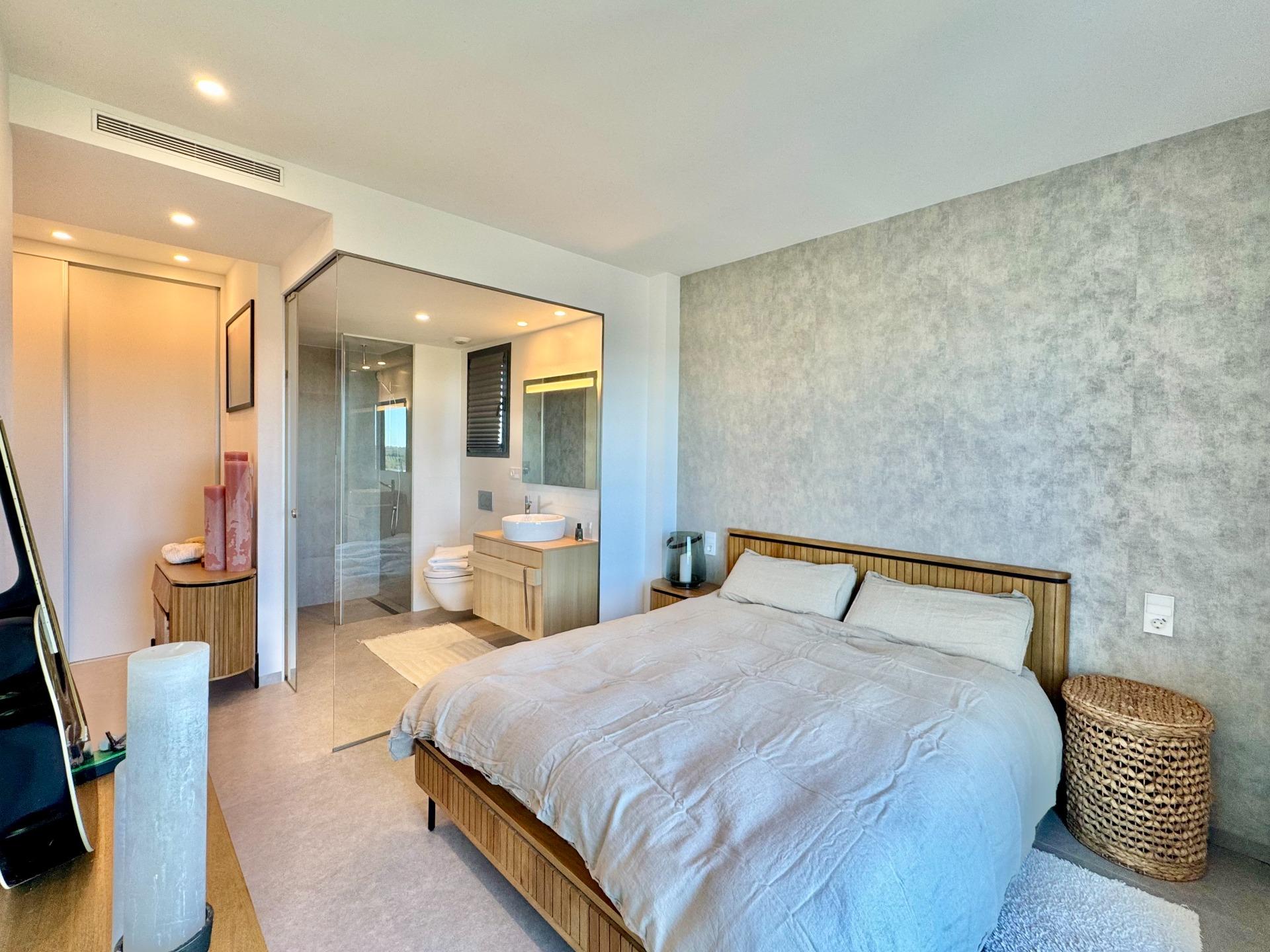 For sale - 2 Bedroom 2 Bathroom Apartment in Orihuela - Las Colinas Golf  - Alicante