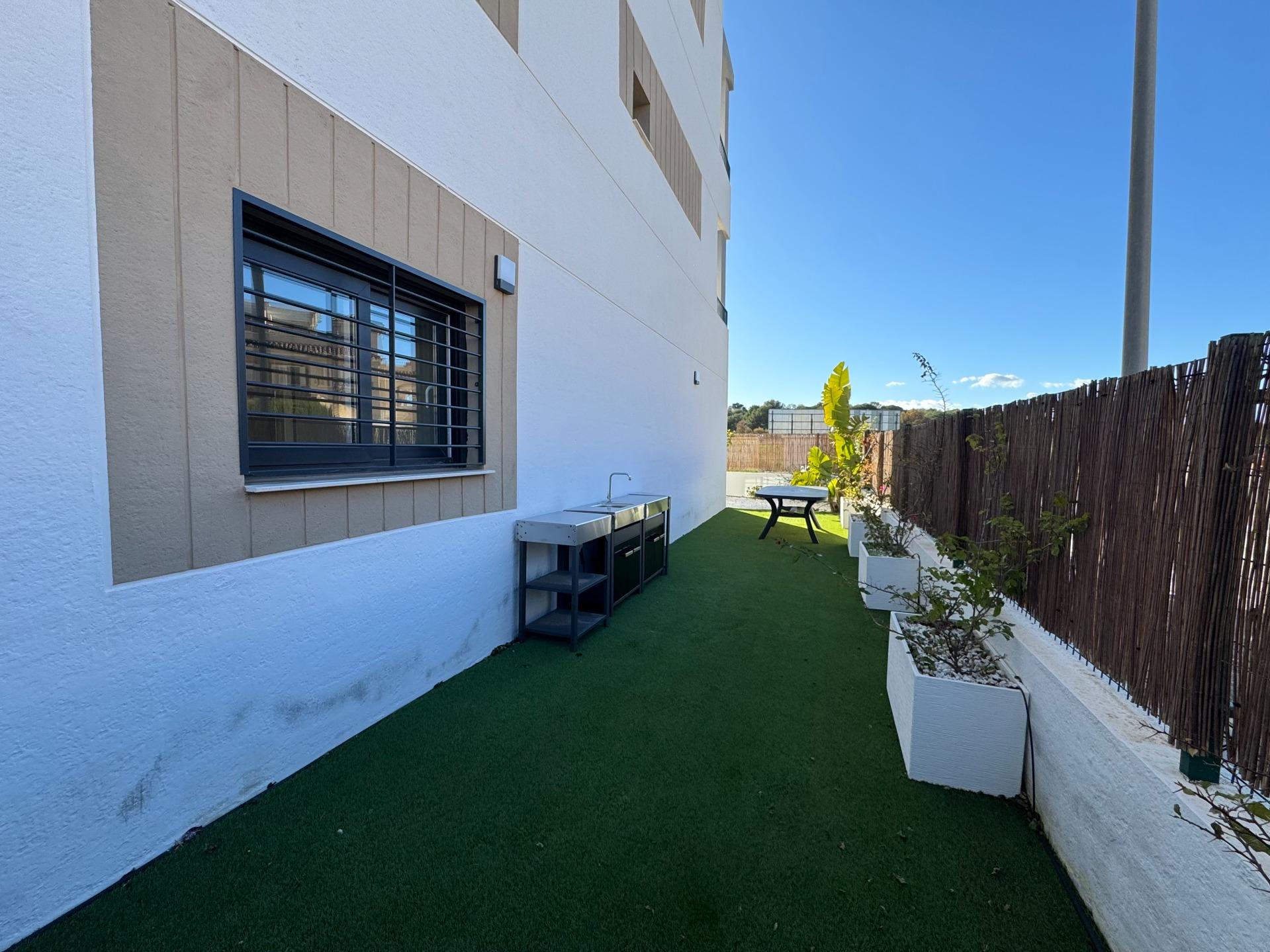 For sale - 2 Bedroom 1 Bathroom Apartment in Pilar de La Horadada - Riomar  - Alicante