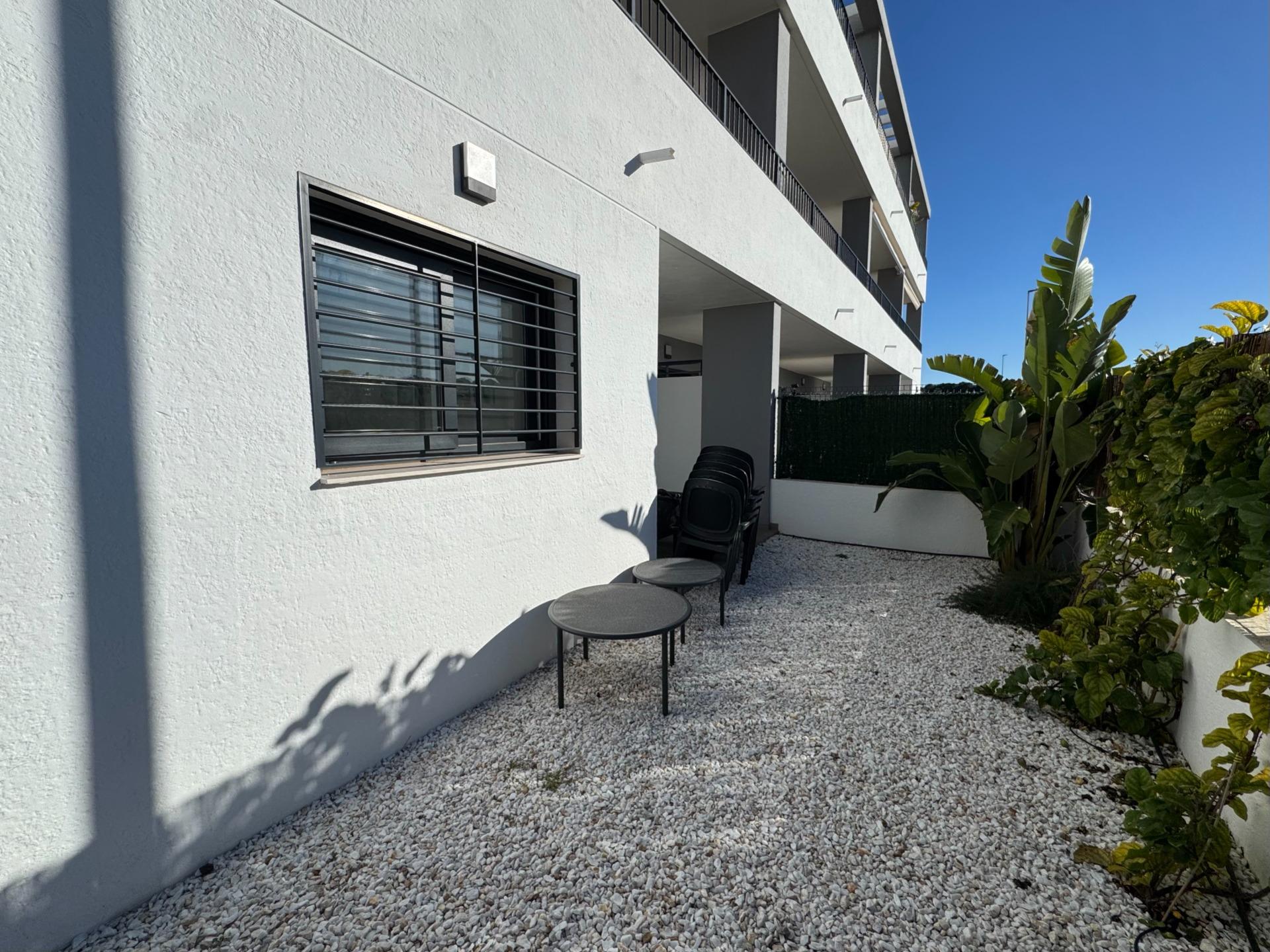 For sale - 2 Bedroom 1 Bathroom Apartment in Pilar de La Horadada - Riomar  - Alicante