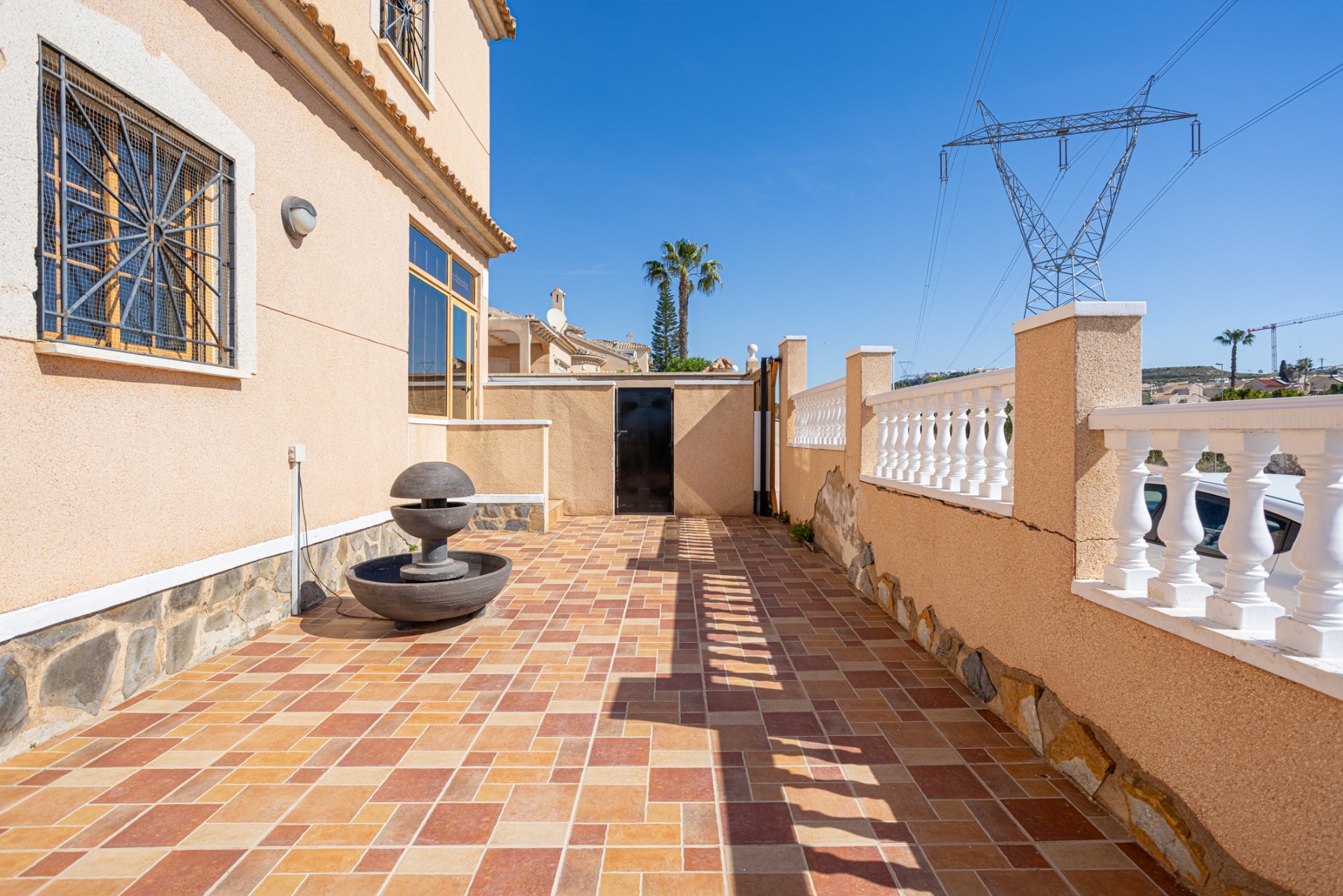 For sale - 5 Bedroom 3 Bathroom Villa in Benijofar - Costa Blanca  - Alicante