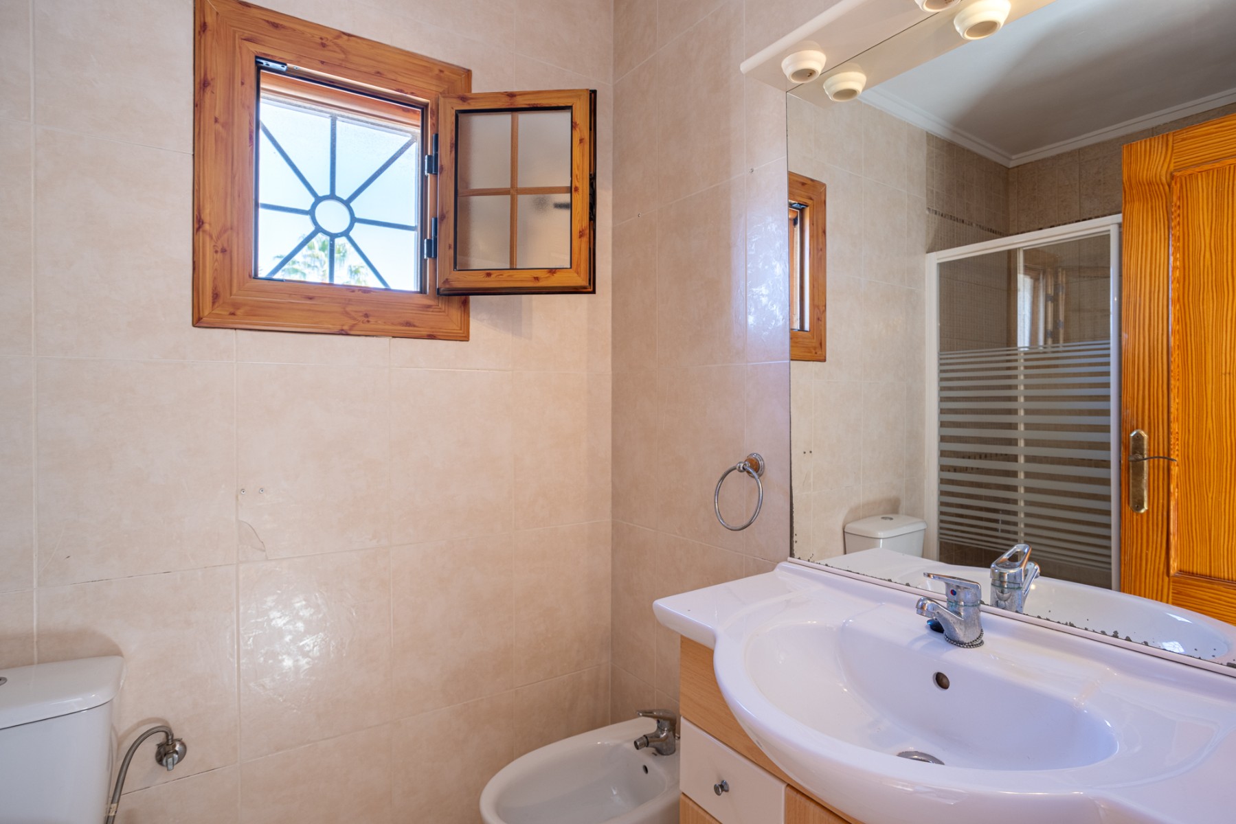 For sale - 5 Bedroom 3 Bathroom Villa in Benijofar - Costa Blanca  - Alicante