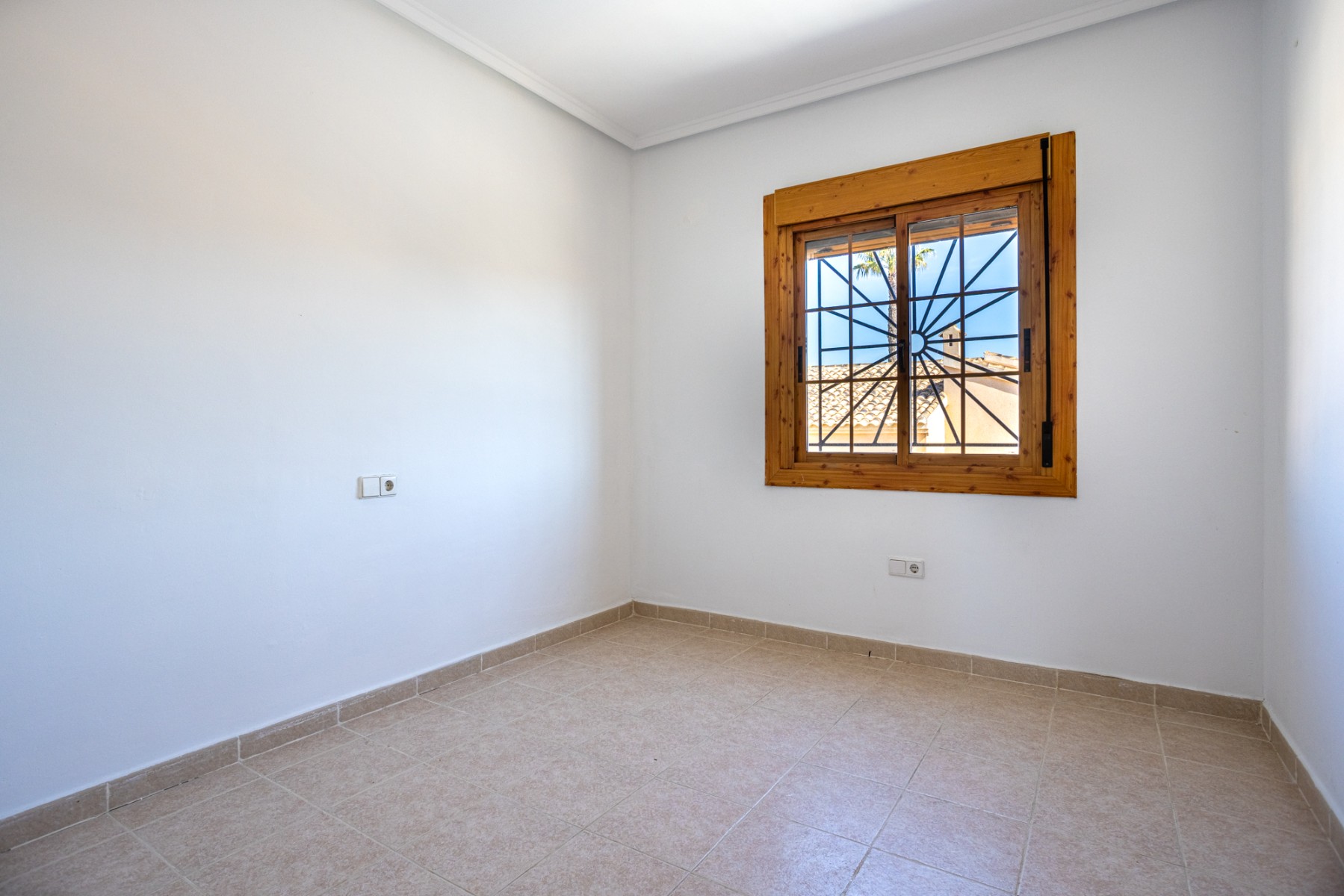 For sale - 5 Bedroom 3 Bathroom Villa in Benijofar - Costa Blanca  - Alicante