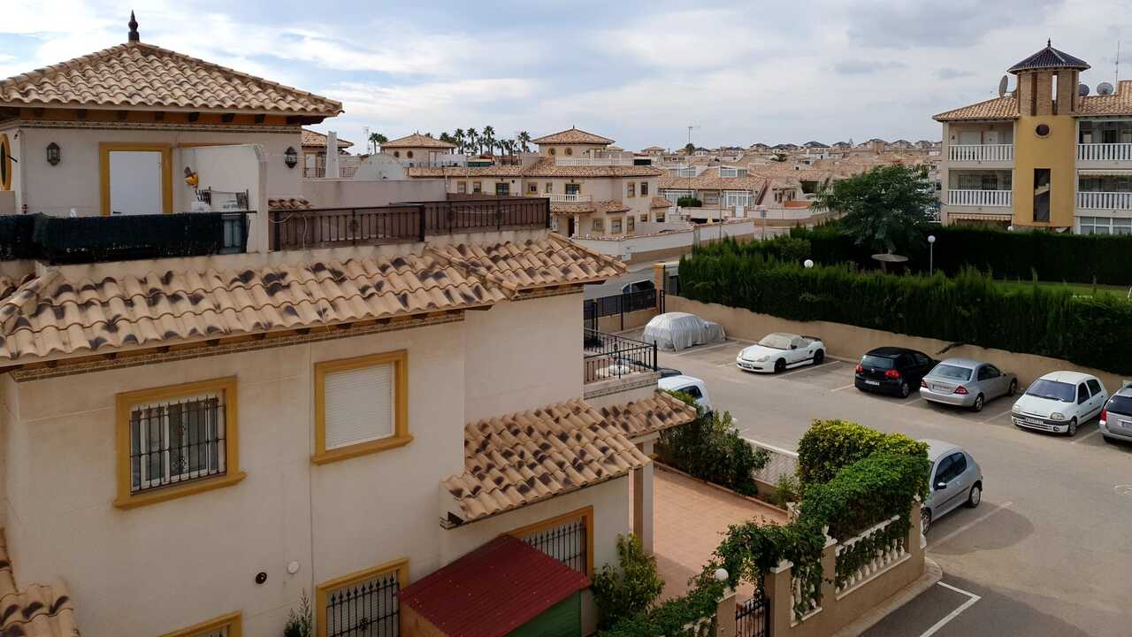 For sale - 2 Bedroom 1 Bathroom Apartment in Cabo Roig - Costa Blanca  - Alicante