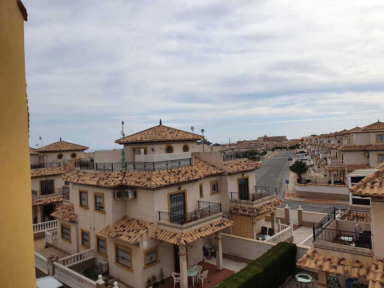 For sale - 2 Bedroom 1 Bathroom Apartment in Cabo Roig - Costa Blanca  - Alicante