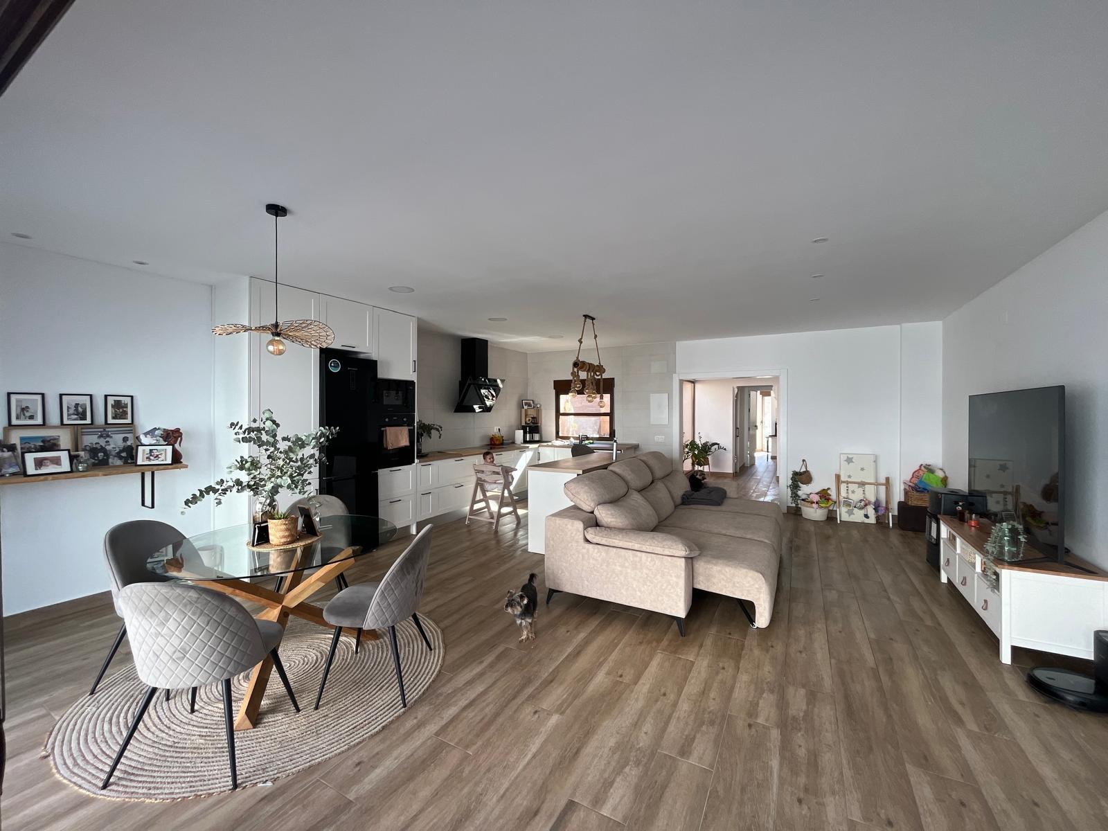 For sale - 2 Bedroom 2 Bathroom Apartment in Almoradi - Centro Urbano 2  - Alicante