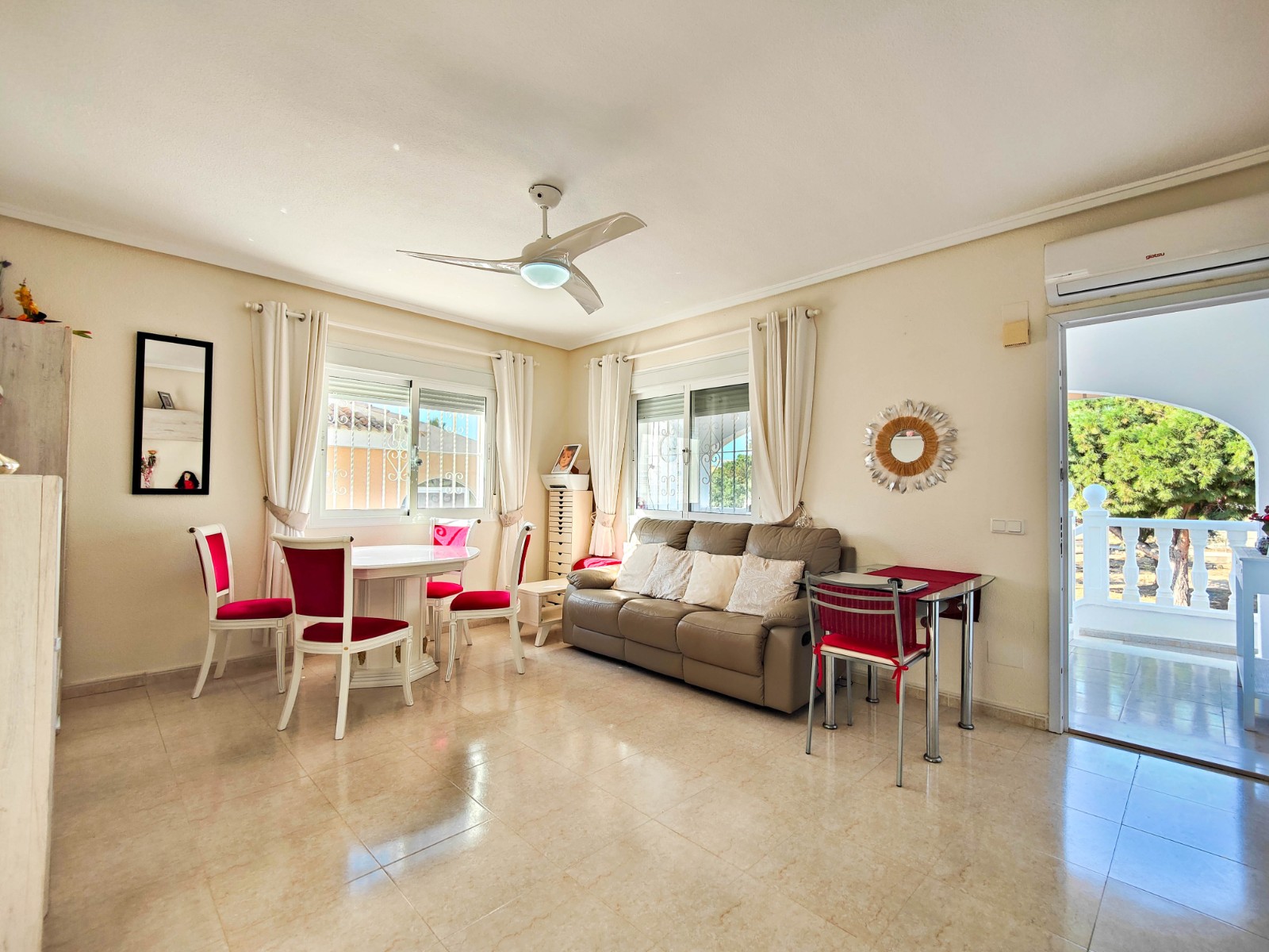 For sale - 2 Bedroom 2 Bathroom Villa in Ciudad Quesada - Costa Blanca  - Alicante