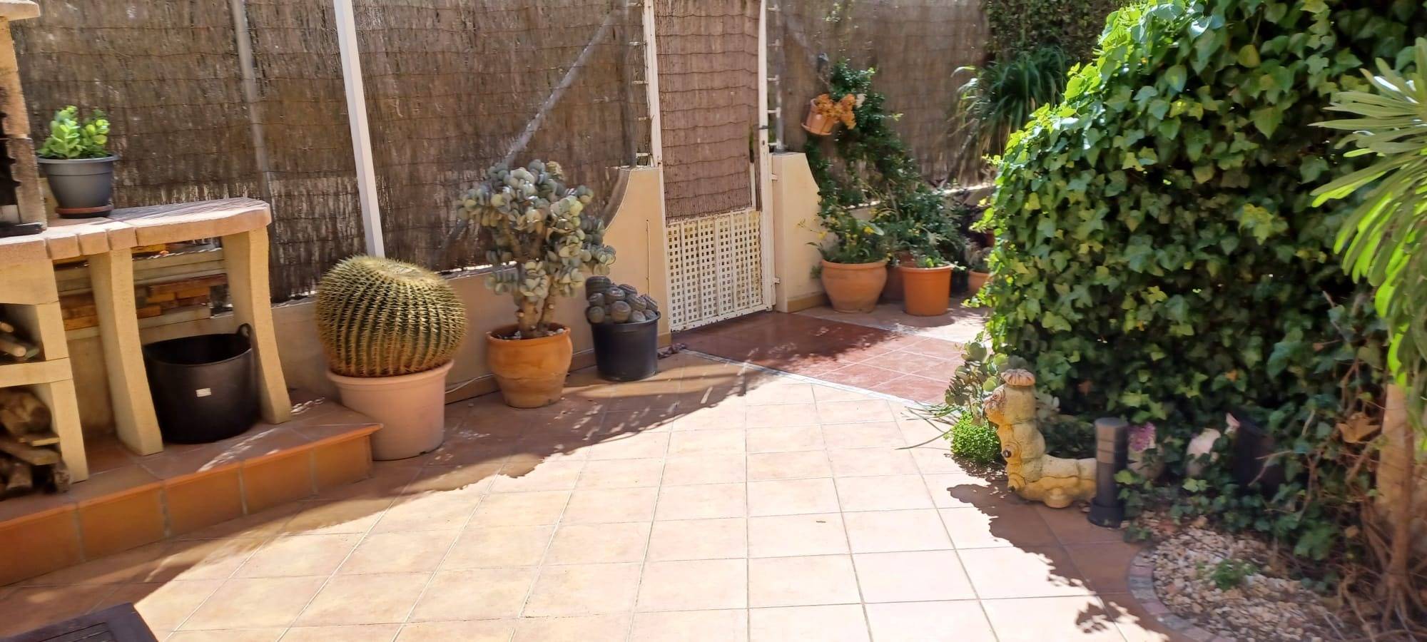 For sale - 3 Bedroom 2 Bathroom Bungalow in Orihuela Costa - Los Almendros-la Florida  - Alicante