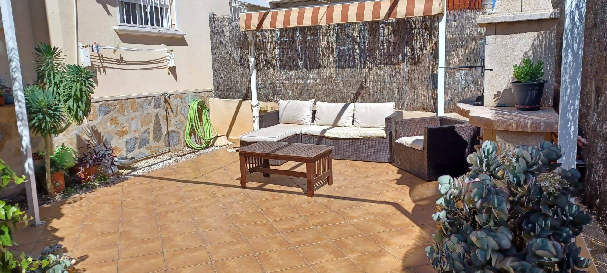 For sale - 3 Bedroom 2 Bathroom Bungalow in Orihuela Costa - Los Almendros-la Florida  - Alicante