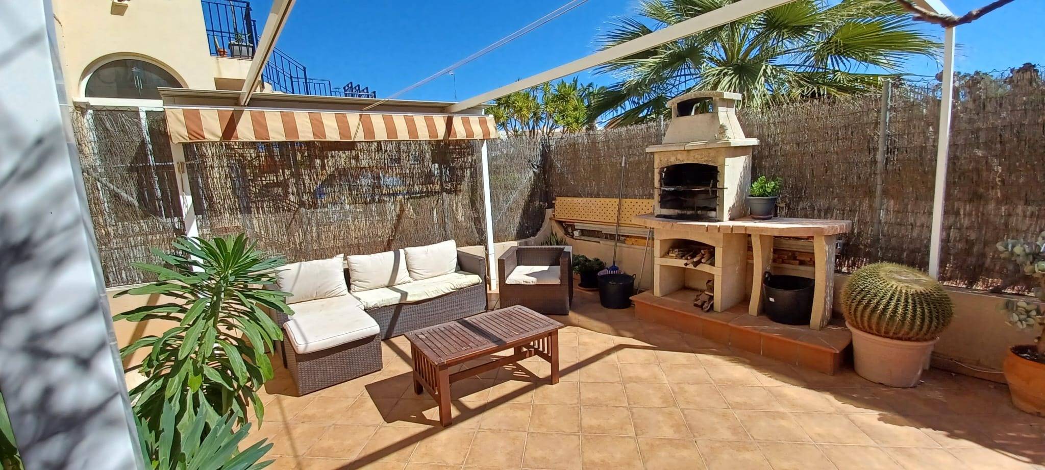 For sale - 3 Bedroom 2 Bathroom Bungalow in Orihuela Costa - Los Almendros-la Florida  - Alicante