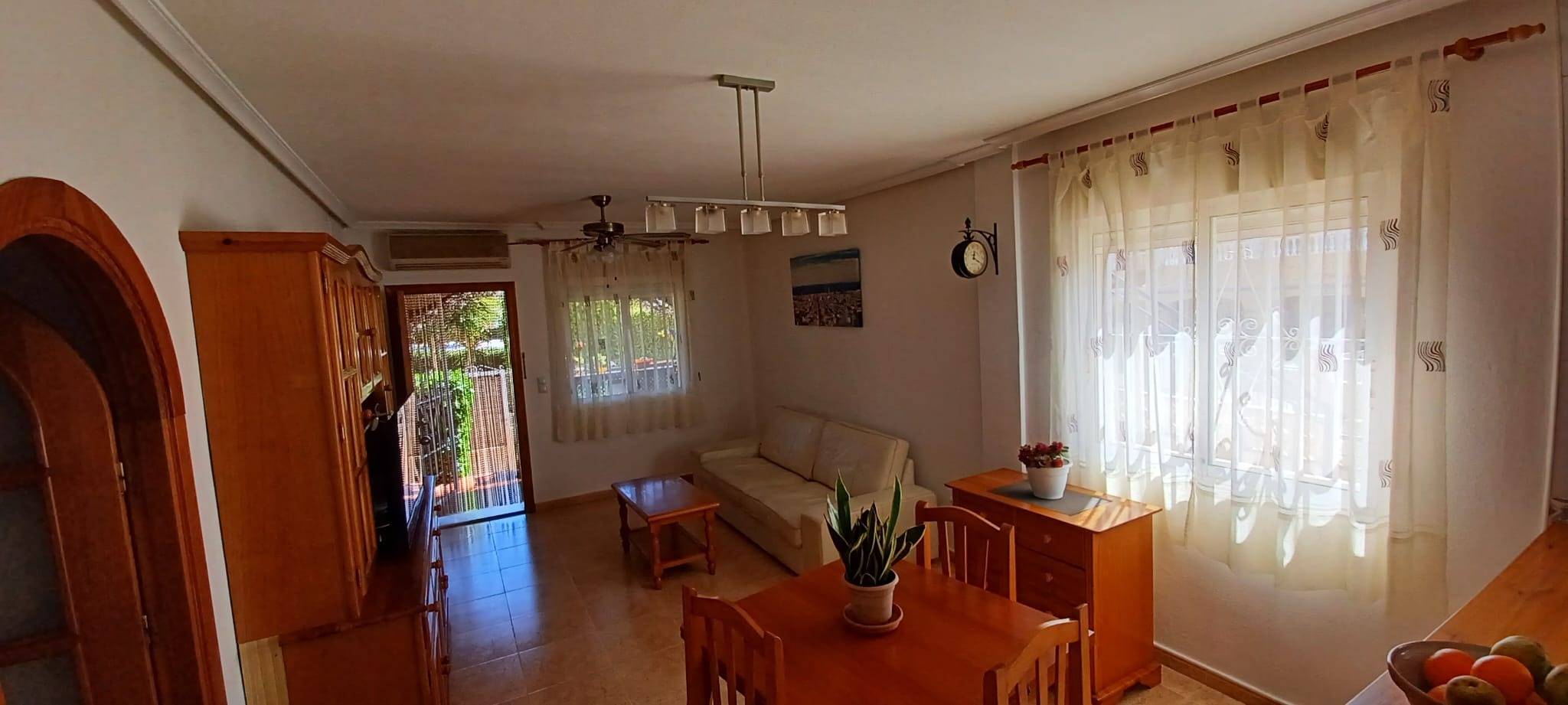 For sale - 3 Bedroom 2 Bathroom Bungalow in Orihuela Costa - Los Almendros-la Florida  - Alicante