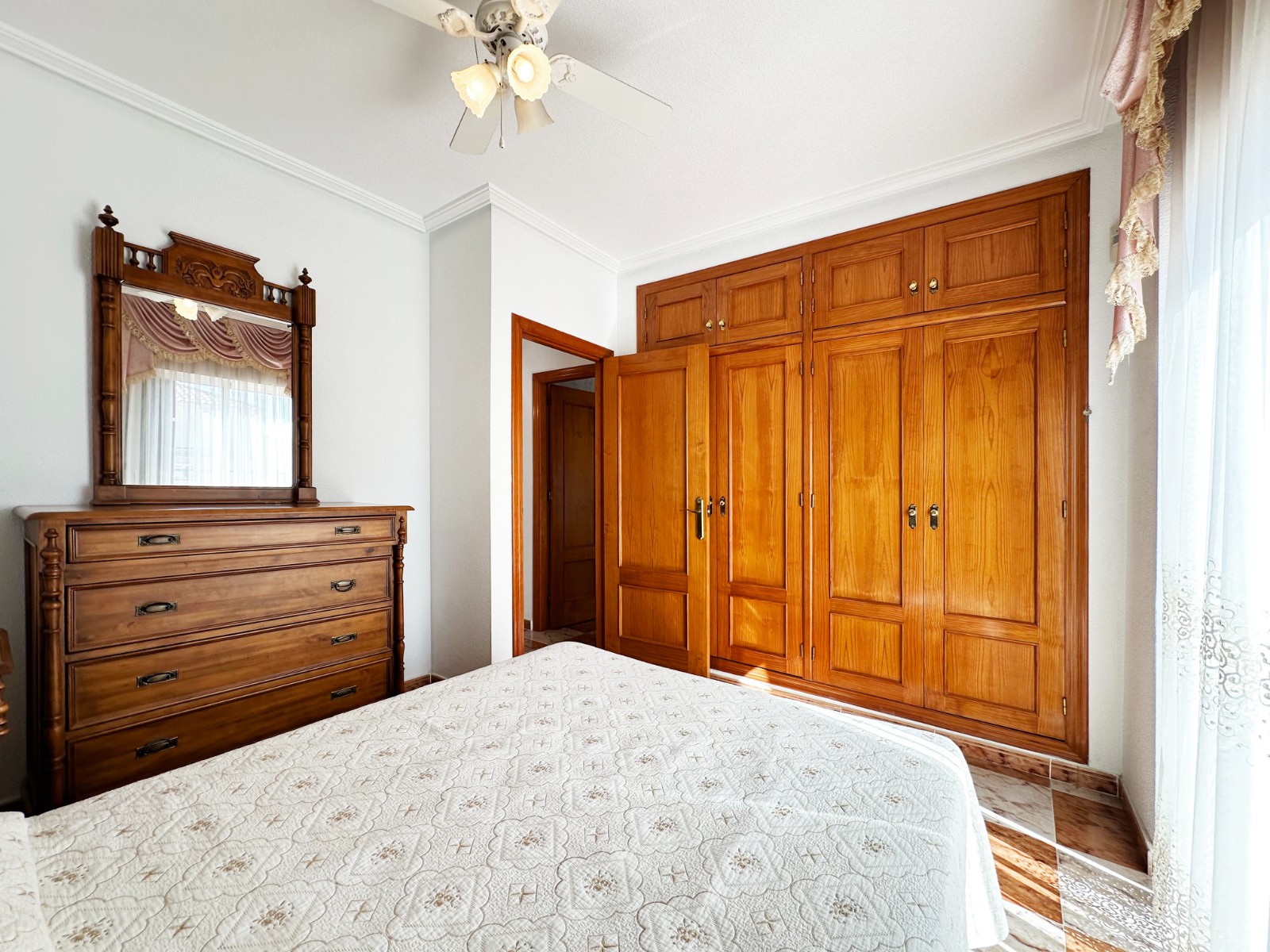 For sale - 2 Bedroom 2 Bathroom Town House in La Zenia - Costa Blanca  - Alicante