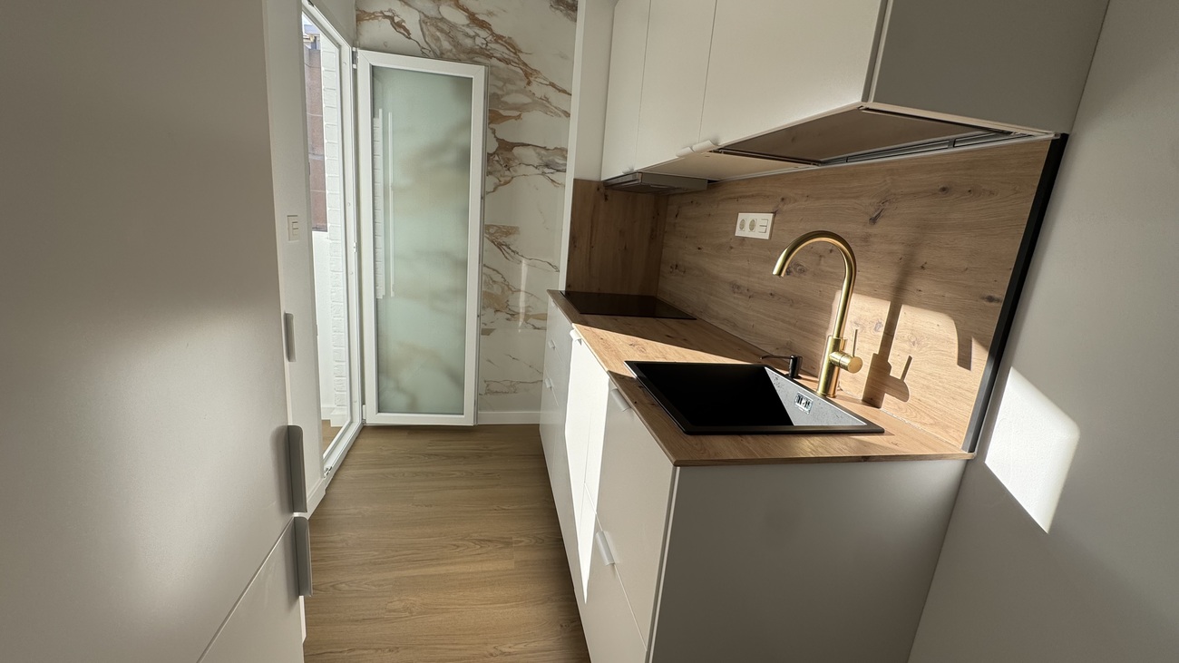 For sale - 2 Bedroom 1 Bathroom Penthouse Penthouse in Punta Prima - Costa Blanca  - Alicante