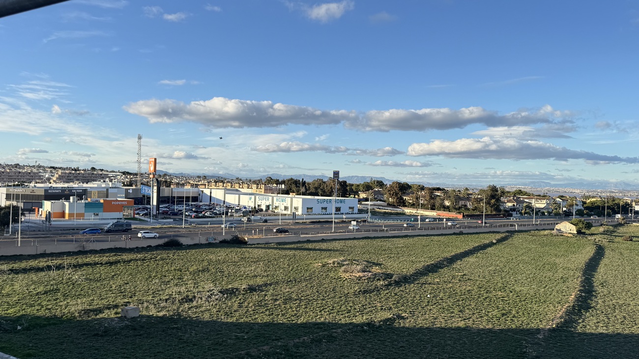 For sale - 2 Bedroom 1 Bathroom Penthouse Penthouse in Punta Prima - Costa Blanca  - Alicante