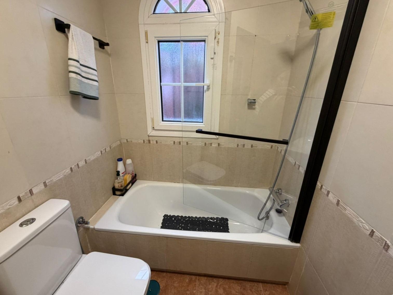 For sale - 3 Bedroom 2 Bathroom Semi Detached in Orihuela Costa - Villamartin  - Alicante