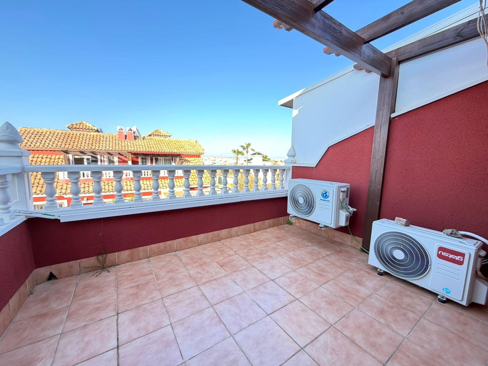 For sale - 3 Bedroom 2 Bathroom Semi Detached in Orihuela Costa - Villamartin  - Alicante