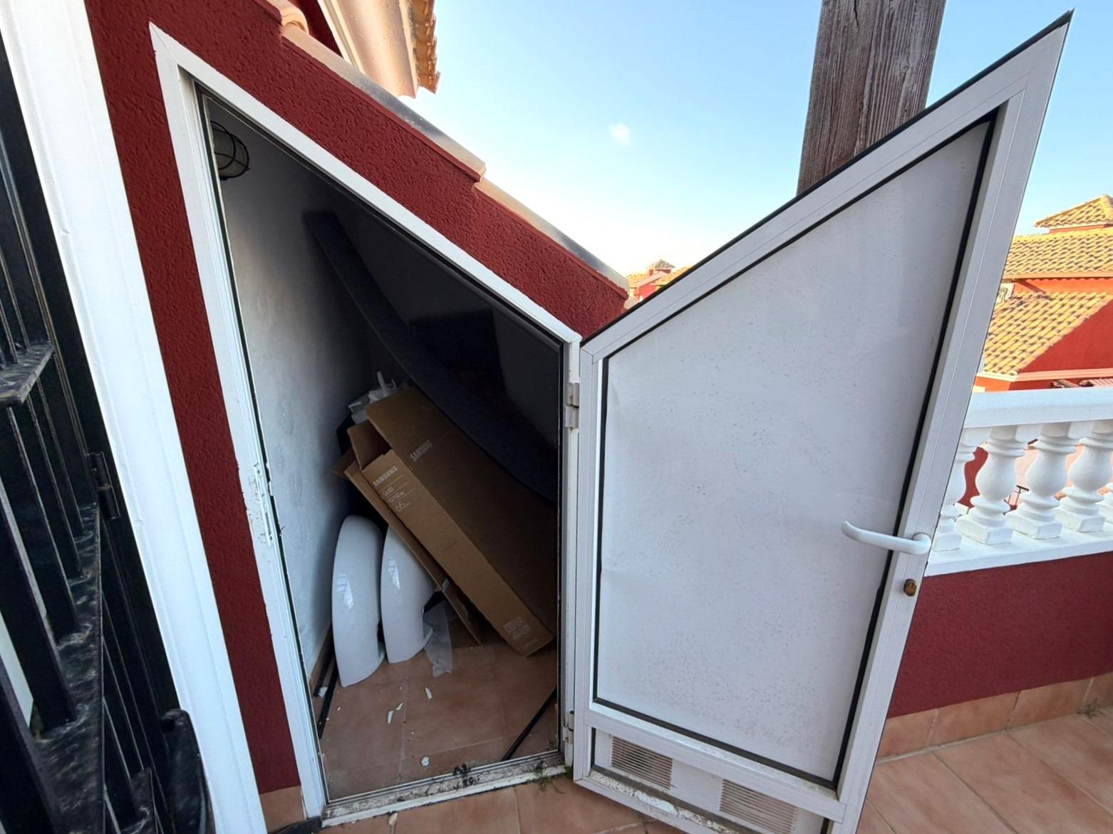 For sale - 3 Bedroom 2 Bathroom Semi Detached in Orihuela Costa - Villamartin  - Alicante