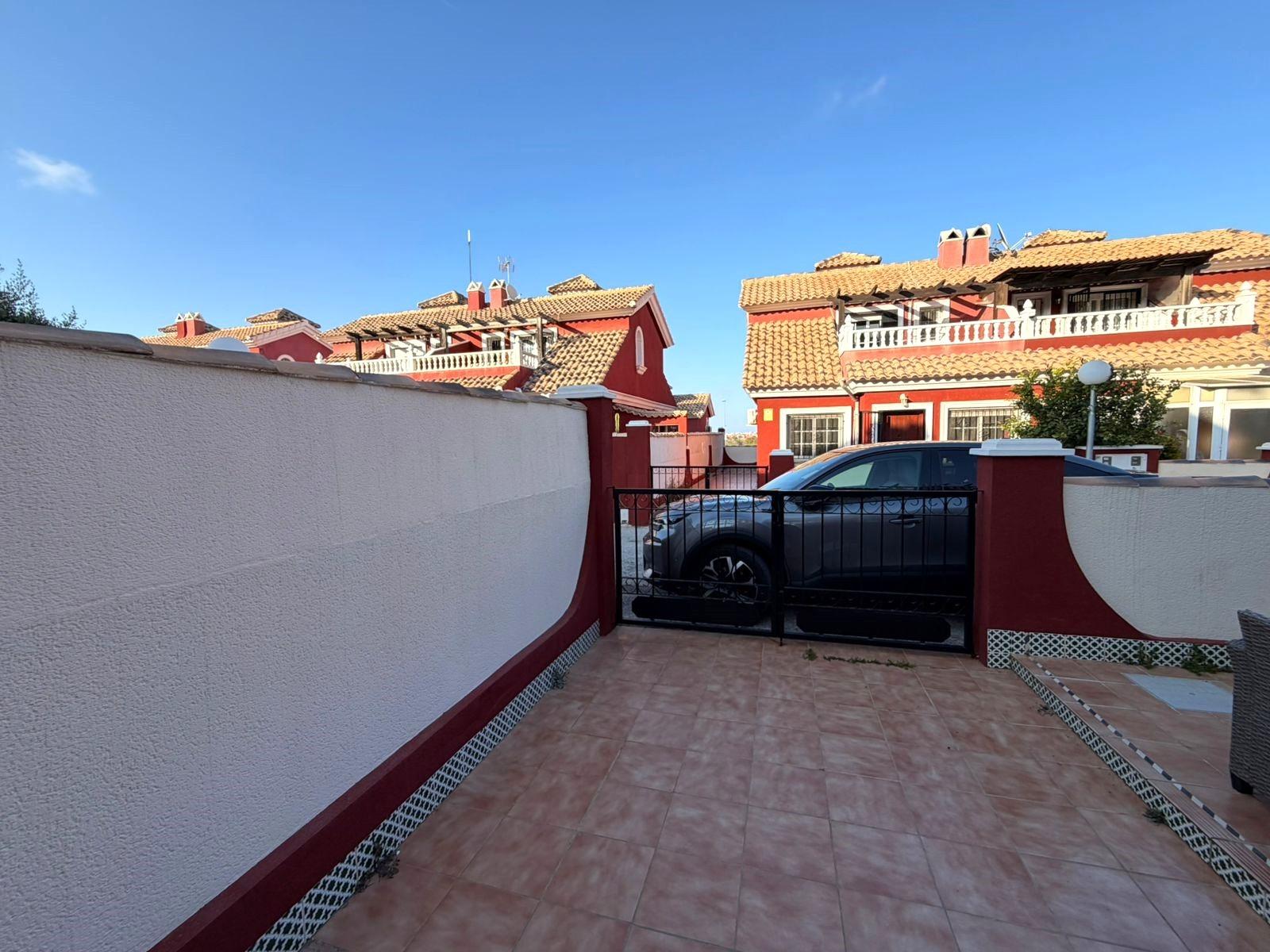 For sale - 3 Bedroom 2 Bathroom Semi Detached in Orihuela Costa - Villamartin  - Alicante