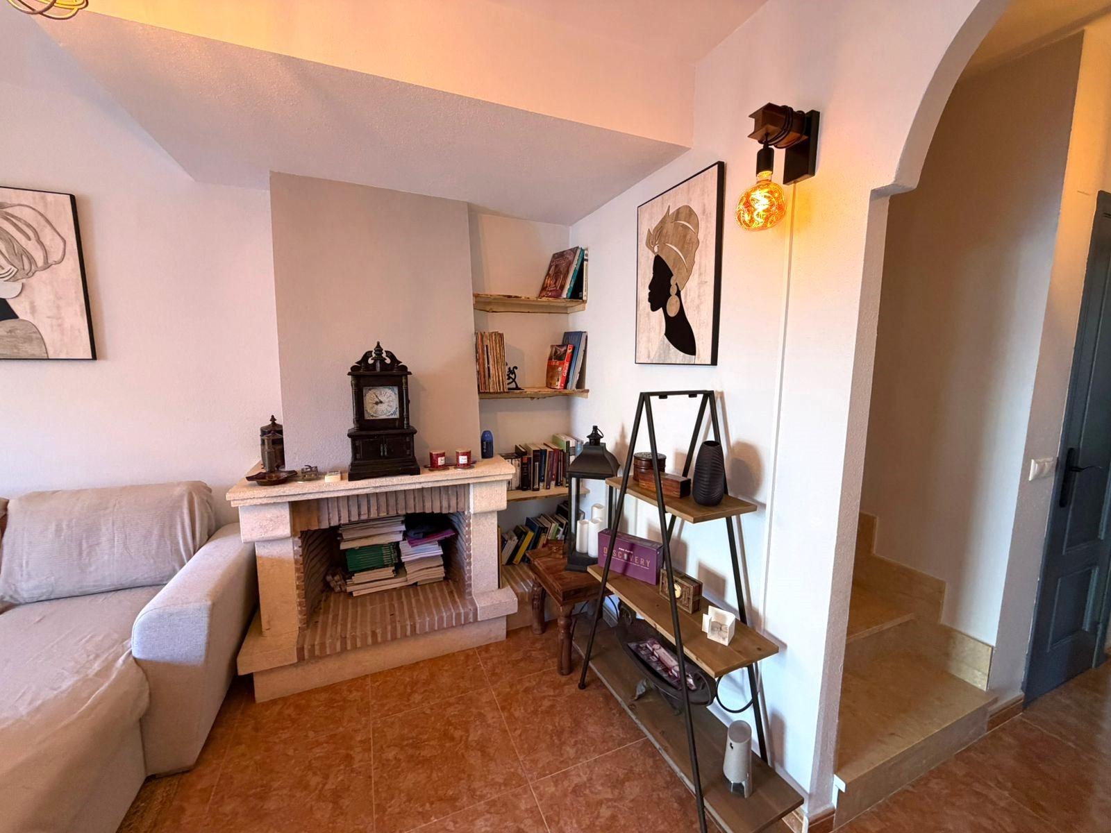 For sale - 3 Bedroom 2 Bathroom Semi Detached in Orihuela Costa - Villamartin  - Alicante