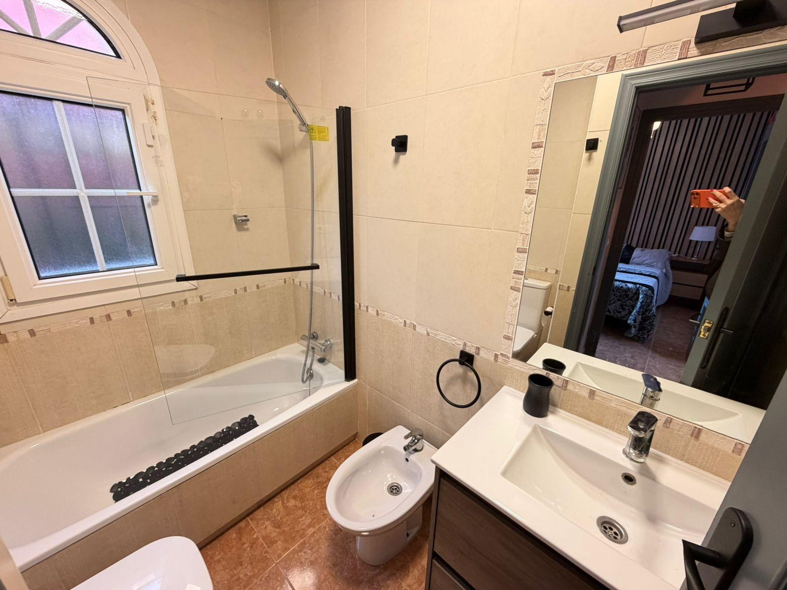 For sale - 3 Bedroom 2 Bathroom Semi Detached in Orihuela Costa - Villamartin  - Alicante