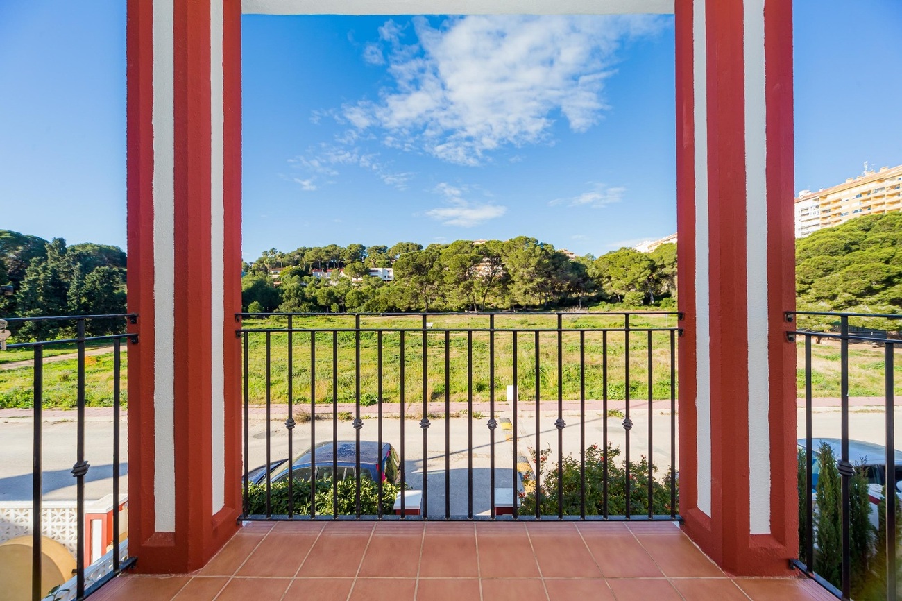 For sale - 4 Bedroom 2 Bathroom Duplex in Dehesa de Campoamor - Costa Blanca  - Alicante