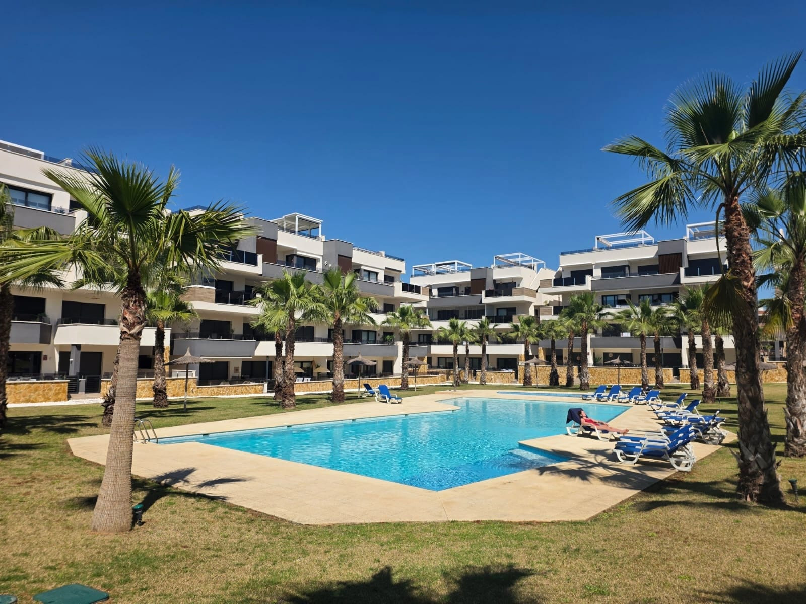For sale - 2 Bedroom 2 Bathroom Apartment in Orihuela Costa - Costa Blanca  - Alicante