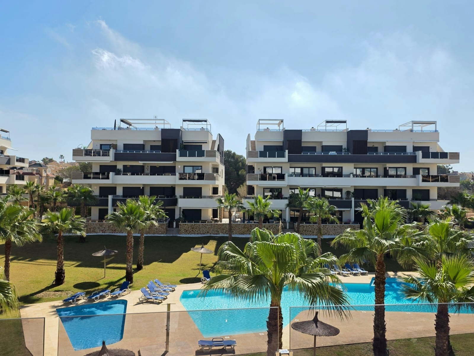 For sale - 2 Bedroom 2 Bathroom Apartment in Orihuela Costa - Costa Blanca  - Alicante