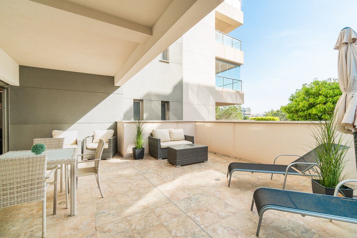 For sale - 2 Bedroom 2 Bathroom Apartment in Villamartin - Costa Blanca  - Alicante