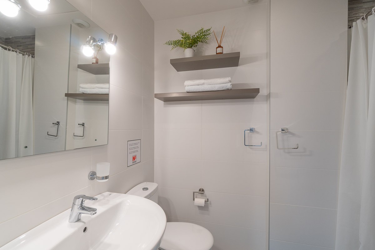 For sale - 2 Bedroom 2 Bathroom Apartment in Villamartin - Costa Blanca  - Alicante