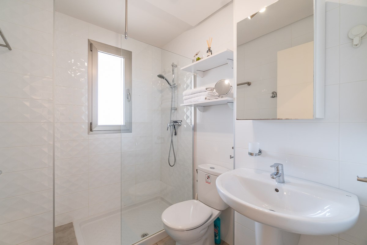 For sale - 2 Bedroom 2 Bathroom Apartment in Villamartin - Costa Blanca  - Alicante