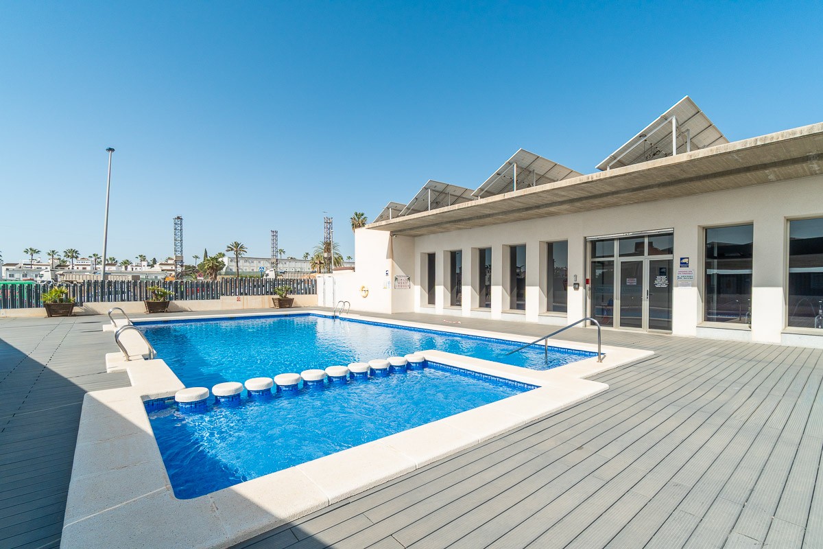 For sale - 2 Bedroom 2 Bathroom Apartment in Villamartin - Costa Blanca  - Alicante