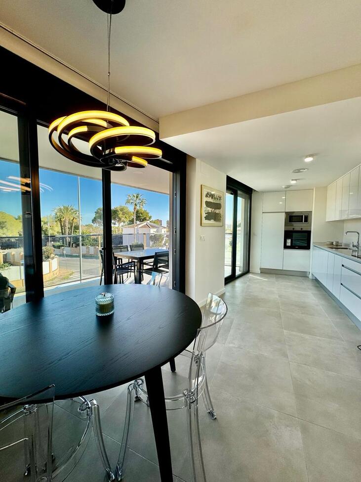 For sale - 2 Bedroom 2 Bathroom Apartment in Dehesa de Campoamor - Costa Blanca  - Alicante