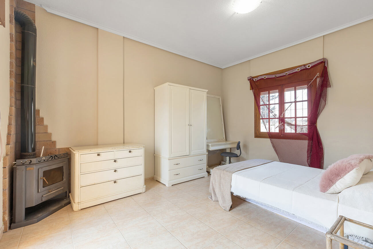 For sale - 4 Bedroom 2 Bathroom Villa in Ciudad Quesada -  - Alicante