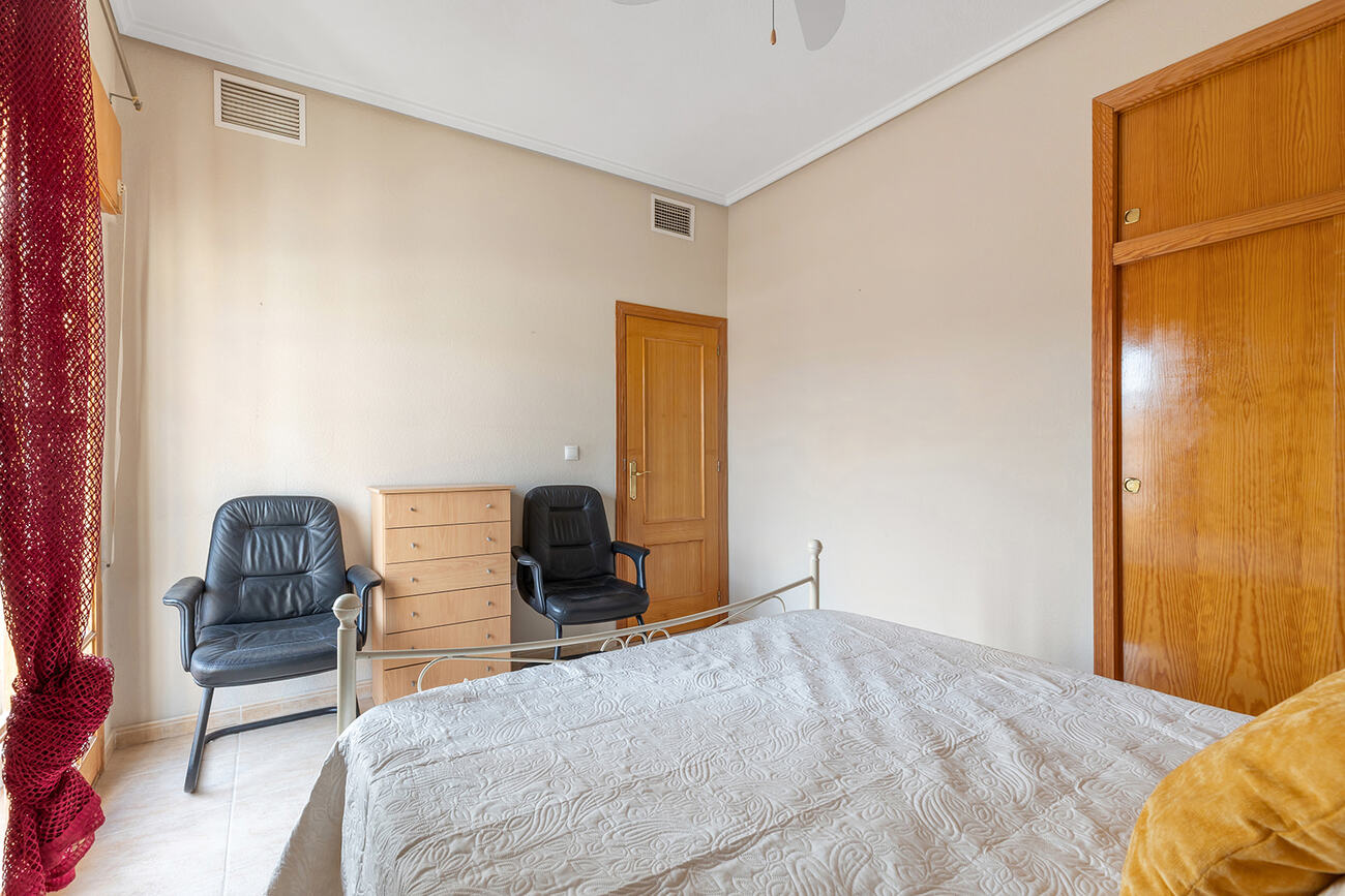 For sale - 4 Bedroom 2 Bathroom Villa in Ciudad Quesada -  - Alicante