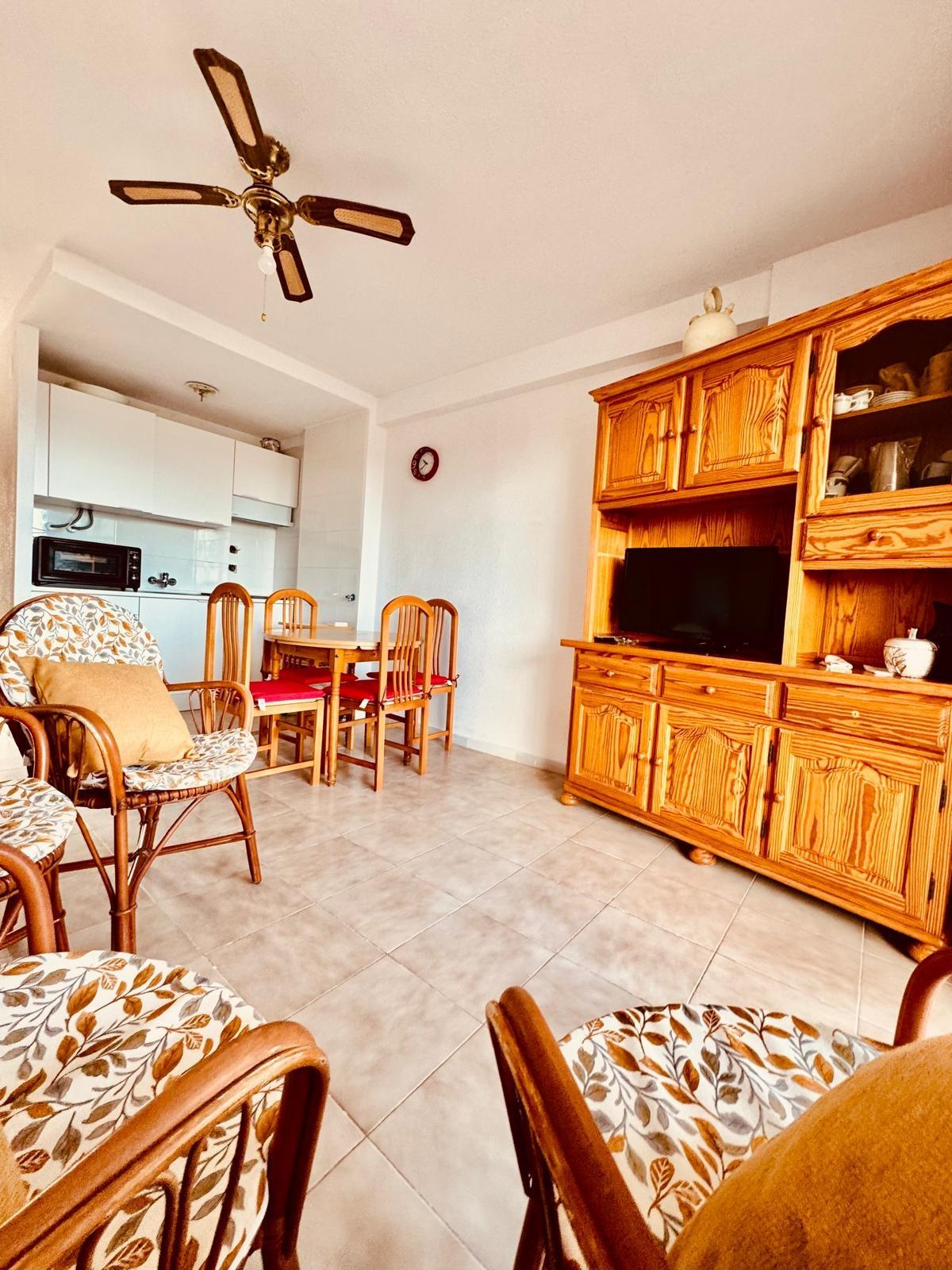 For sale - 3 Bedroom 1 Bathroom Apartment in Torrevieja - Cabo Cervera  - Alicante
