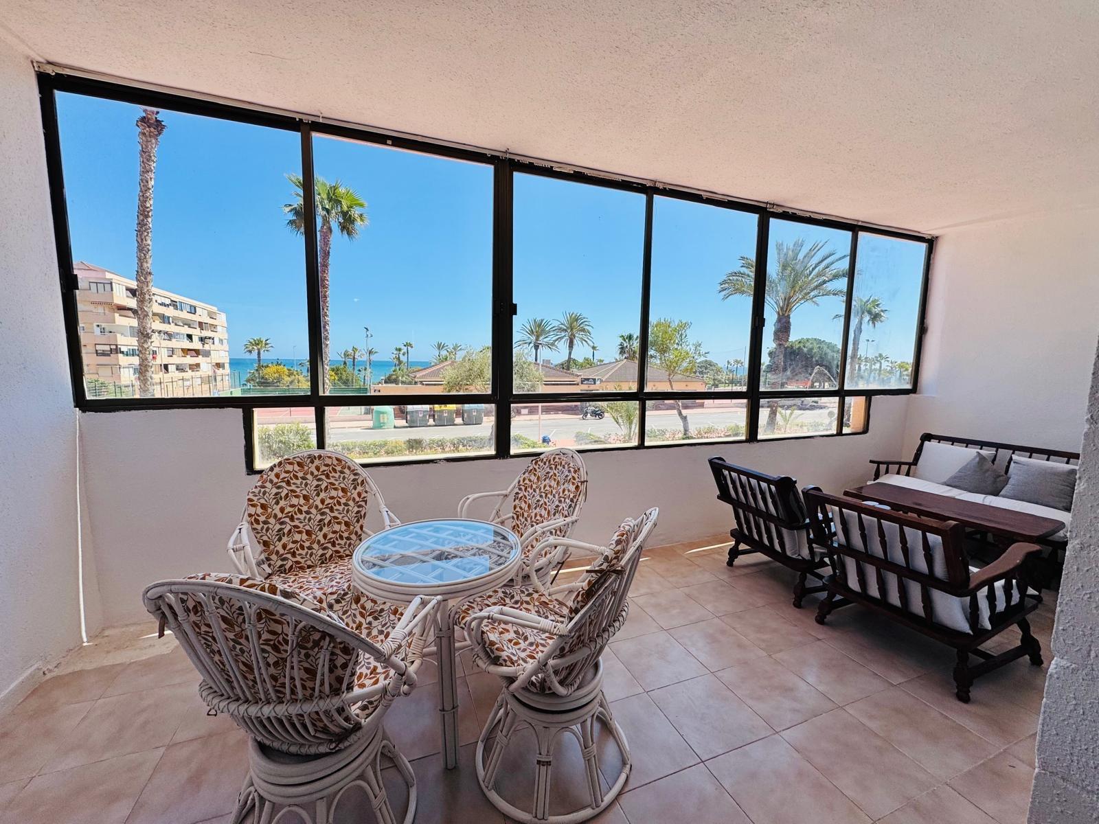 For sale - 3 Bedroom 1 Bathroom Apartment in Torrevieja - Cabo Cervera  - Alicante