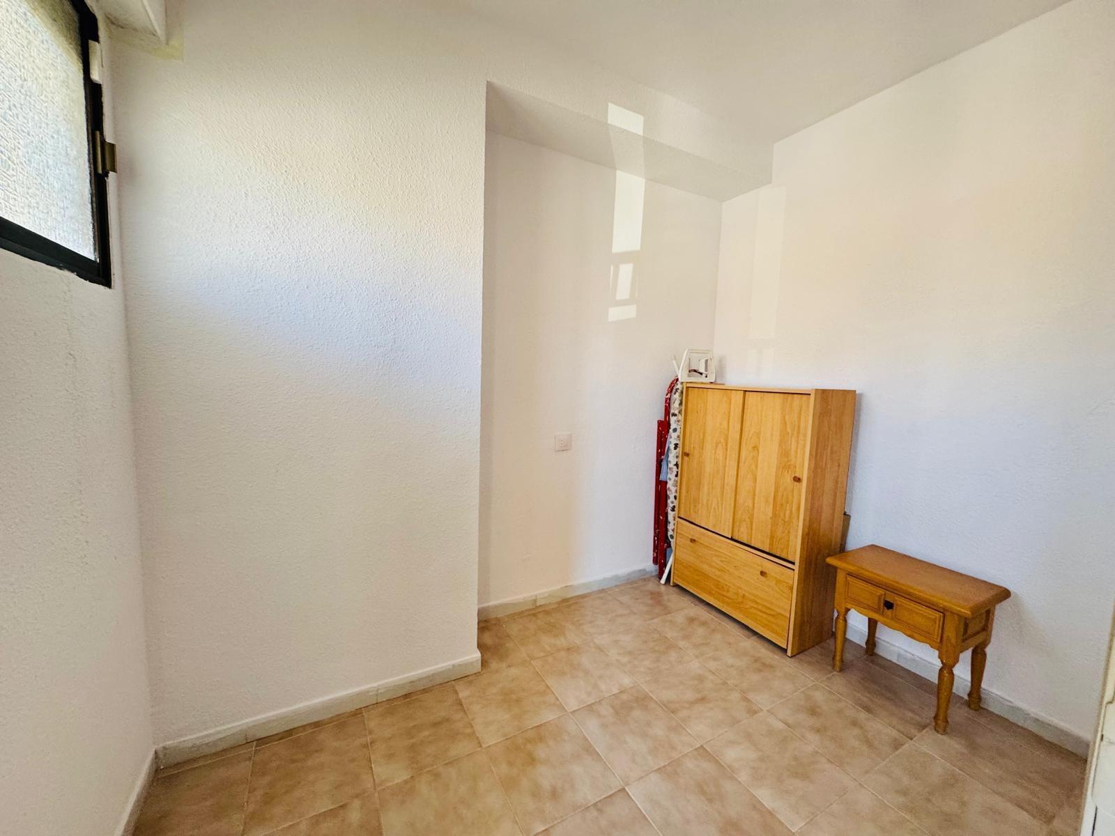For sale - 3 Bedroom 1 Bathroom Apartment in Torrevieja - Cabo Cervera  - Alicante