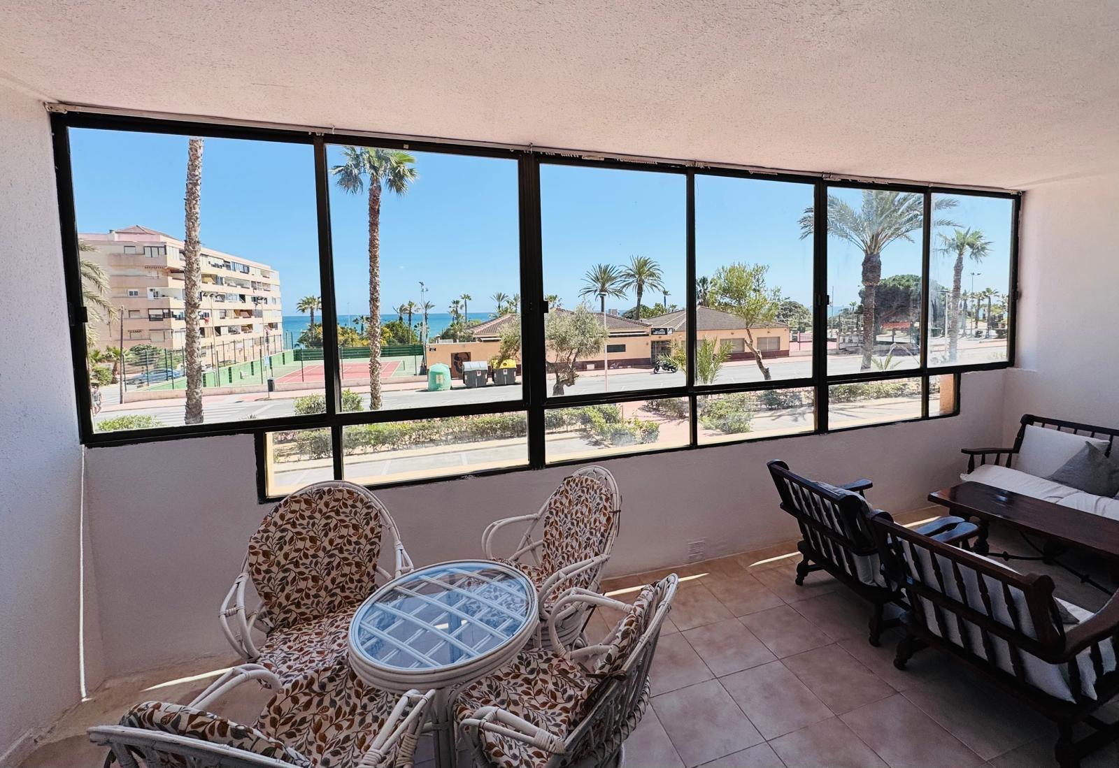 For sale - 3 Bedroom 1 Bathroom Apartment in Torrevieja - Cabo Cervera  - Alicante