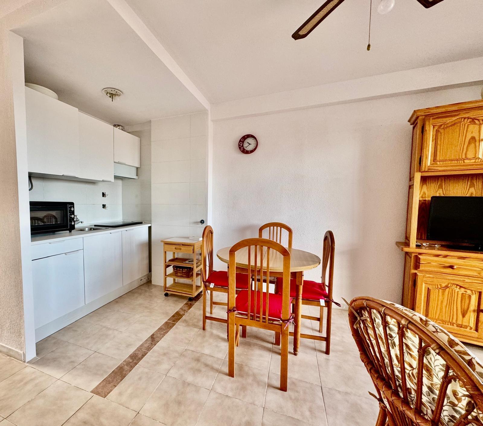 For sale - 3 Bedroom 1 Bathroom Apartment in Torrevieja - Cabo Cervera  - Alicante