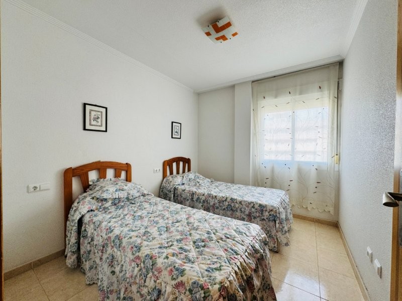 For sale - 2 Bedroom 1 Bathroom Apartment in Torrevieja - Costa Blanca  - Alicante