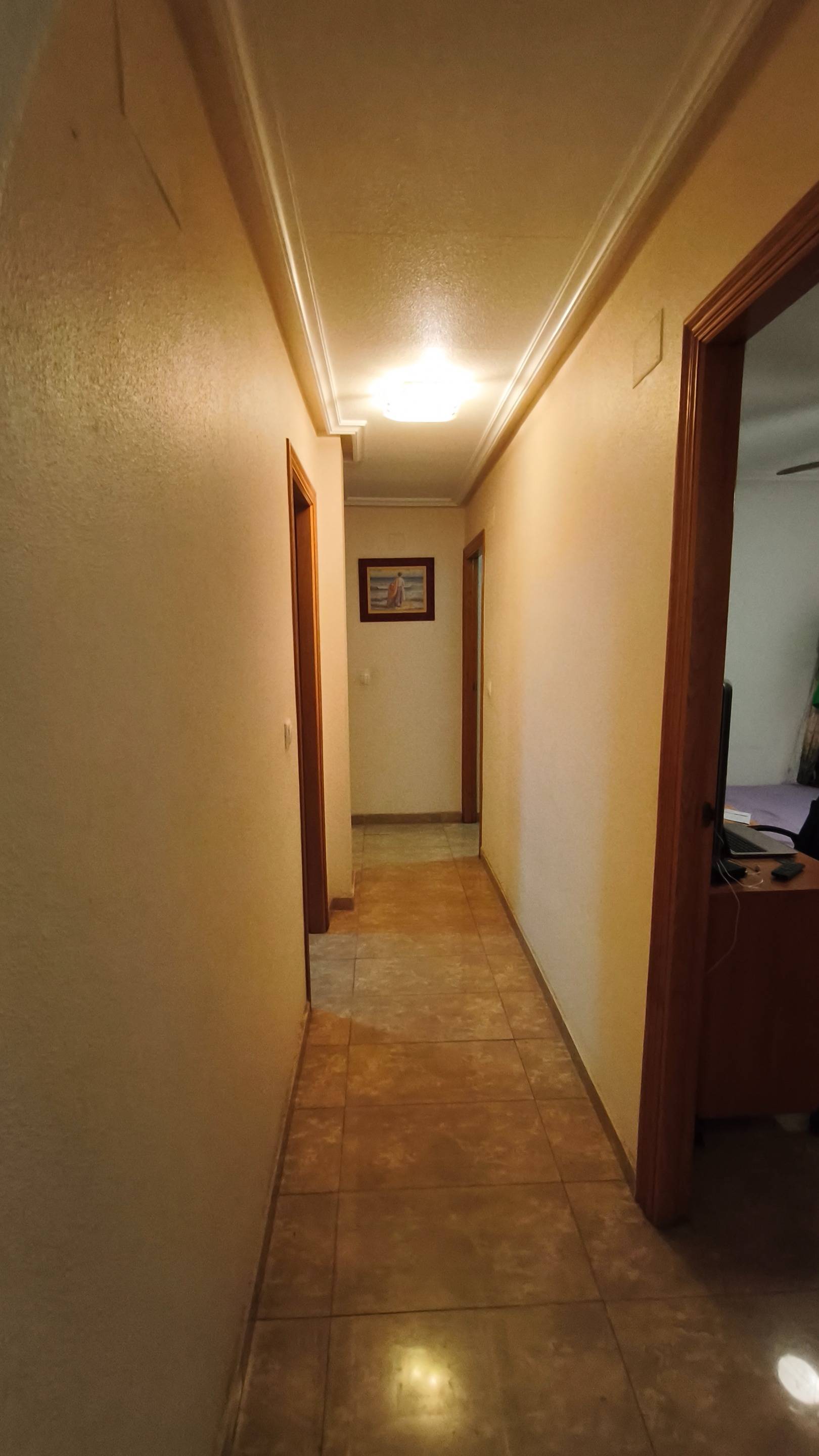 For sale - 4 Bedroom 2 Bathroom Apartment in Torrevieja - Estacion De Autobuses  - Alicante