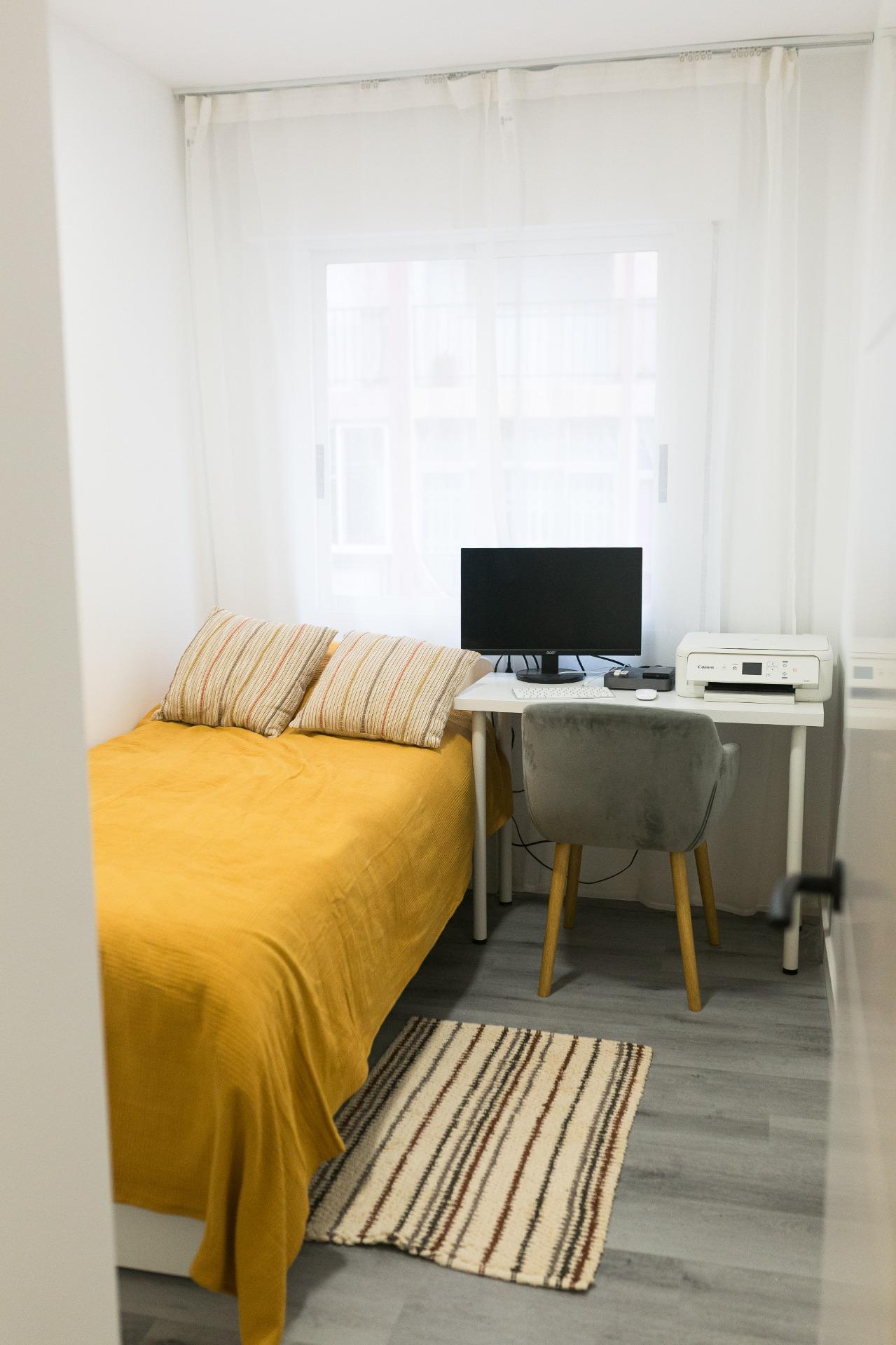 For sale - 2 Bedroom 1 Bathroom Apartment in Torrevieja - Curva Del Palangre  - Alicante